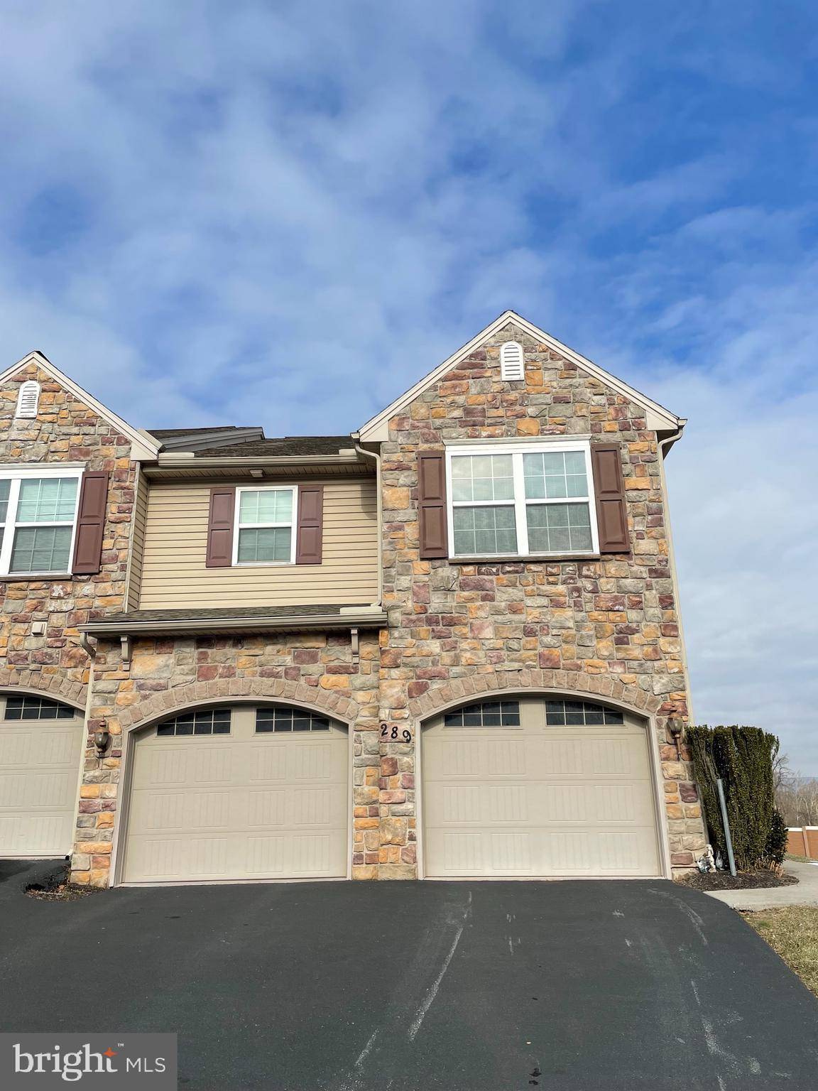 New Cumberland, PA 17070,289 FIELDSTONE CT #94