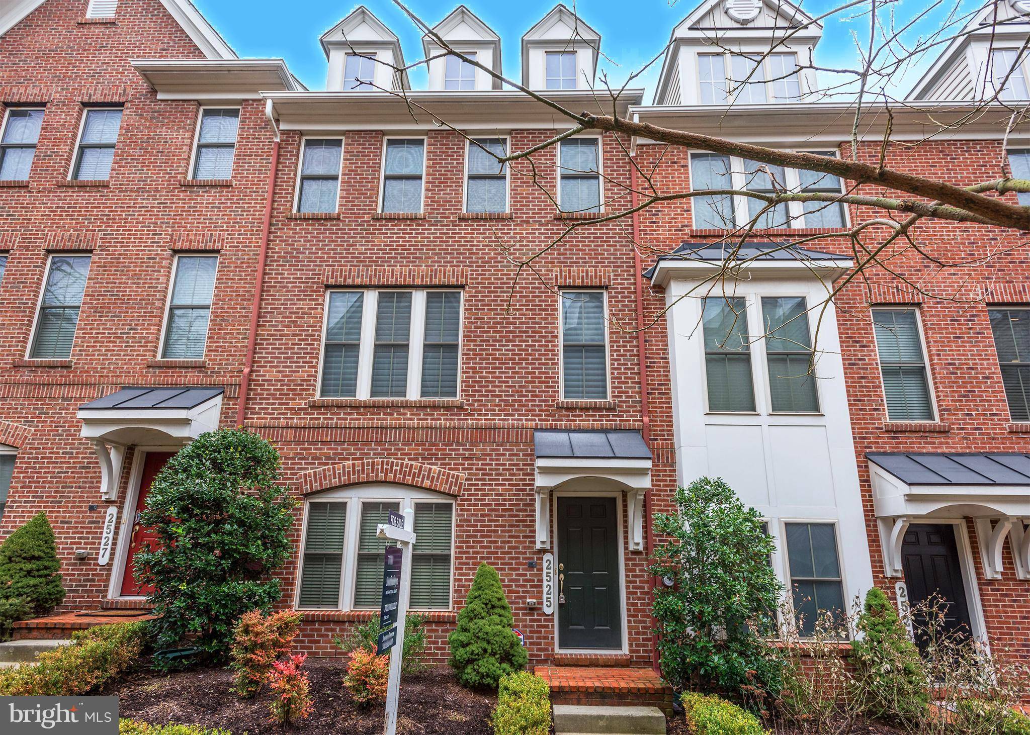 Arlington, VA 22206,2525 S KENMORE CT