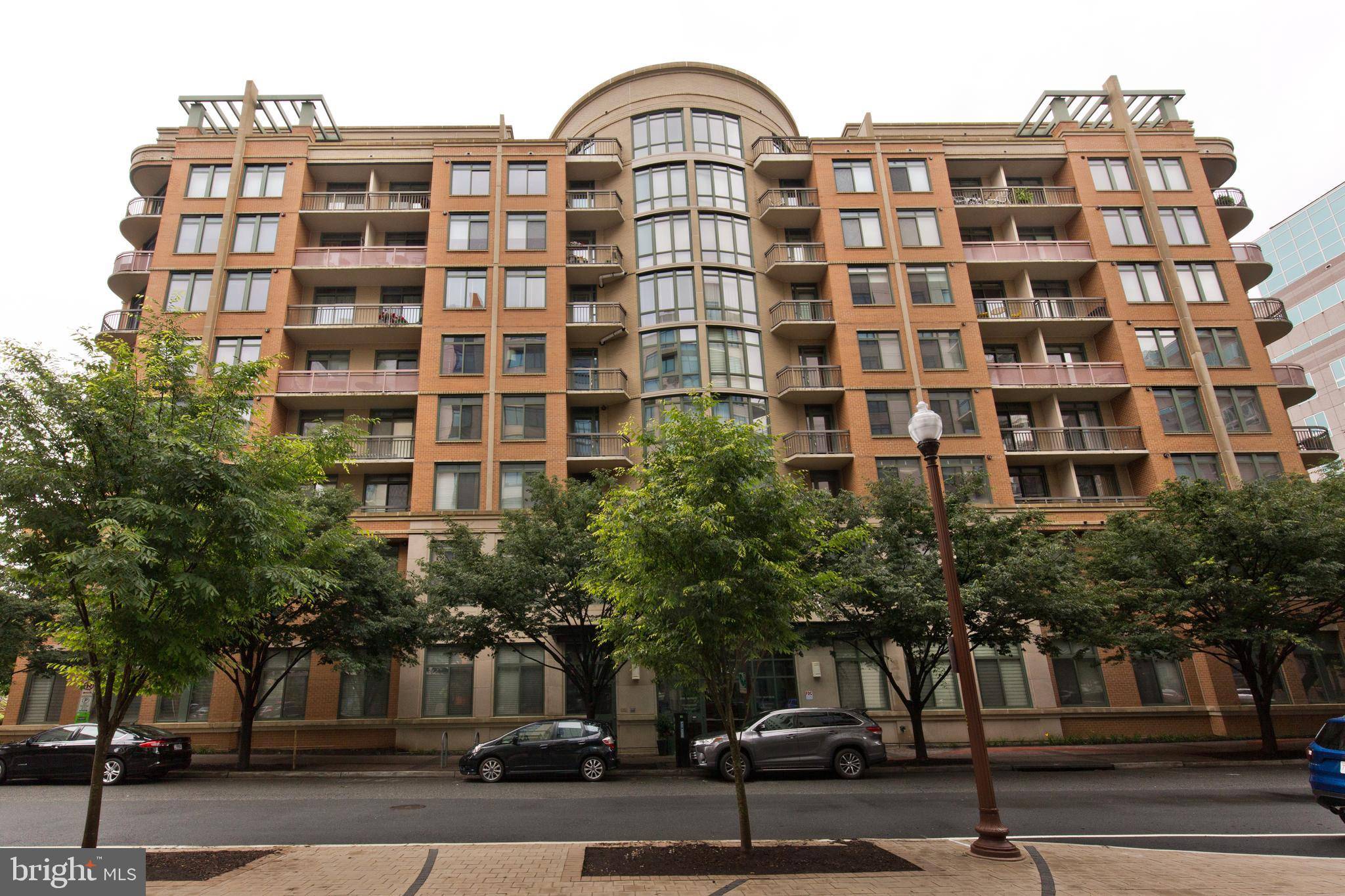 Arlington, VA 22201,3625 10TH ST N #402