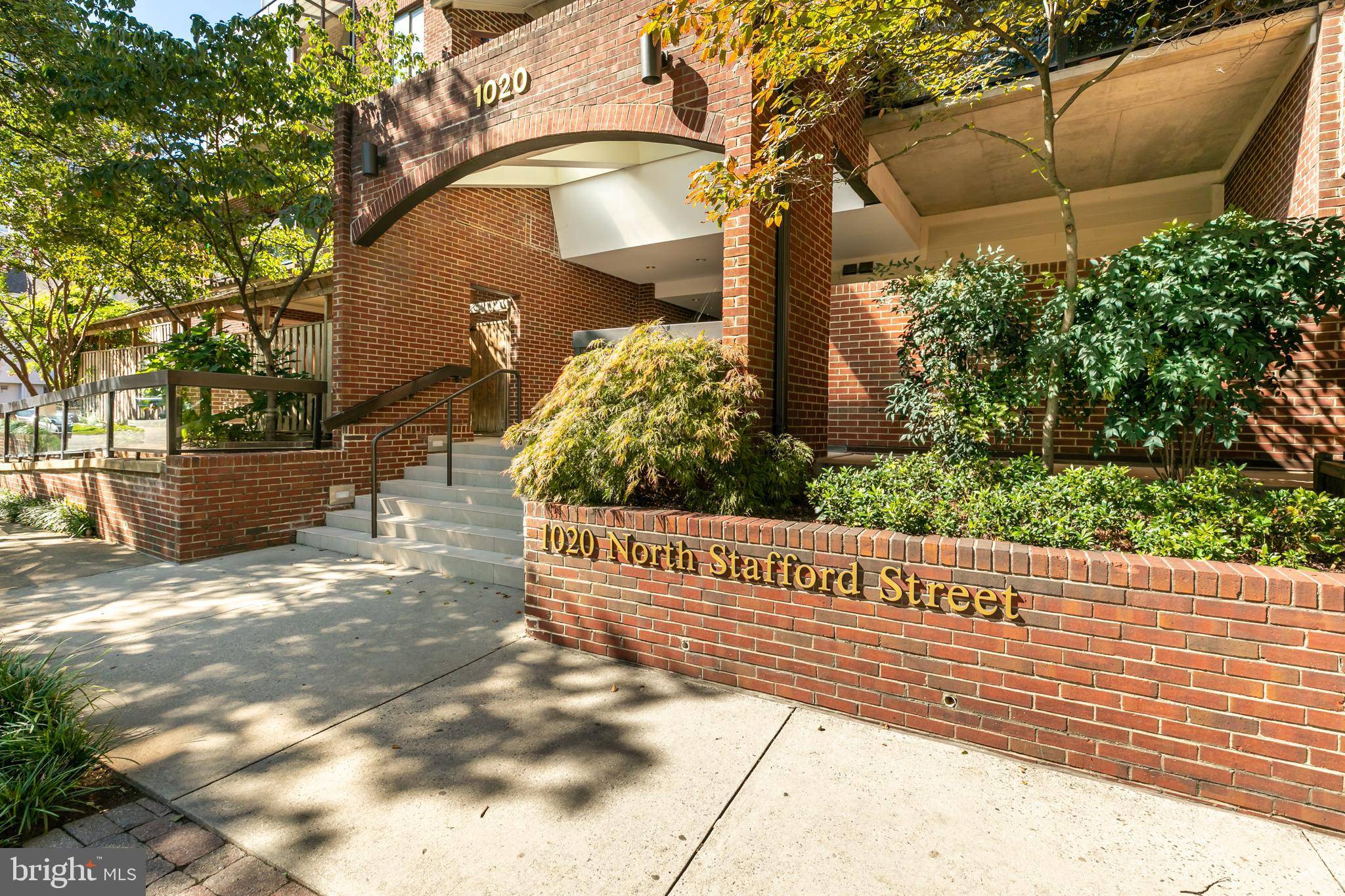 Arlington, VA 22201,1020 N STAFFORD ST #401