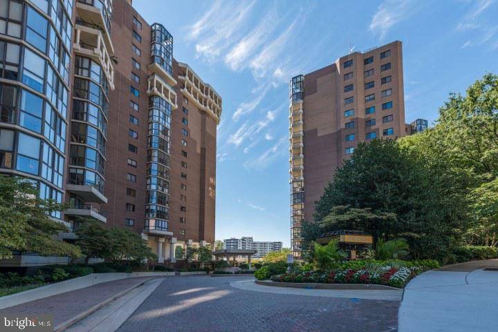 Arlington, VA 22209,1600 N OAK ST #1209