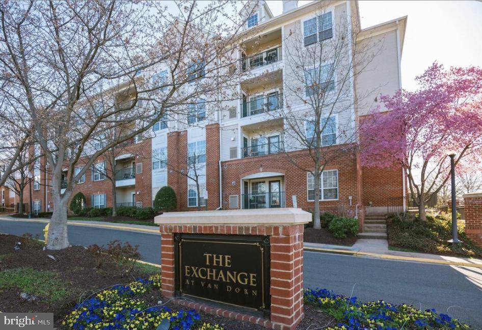 Alexandria, VA 22304,4850 EISENHOWER AVE #116