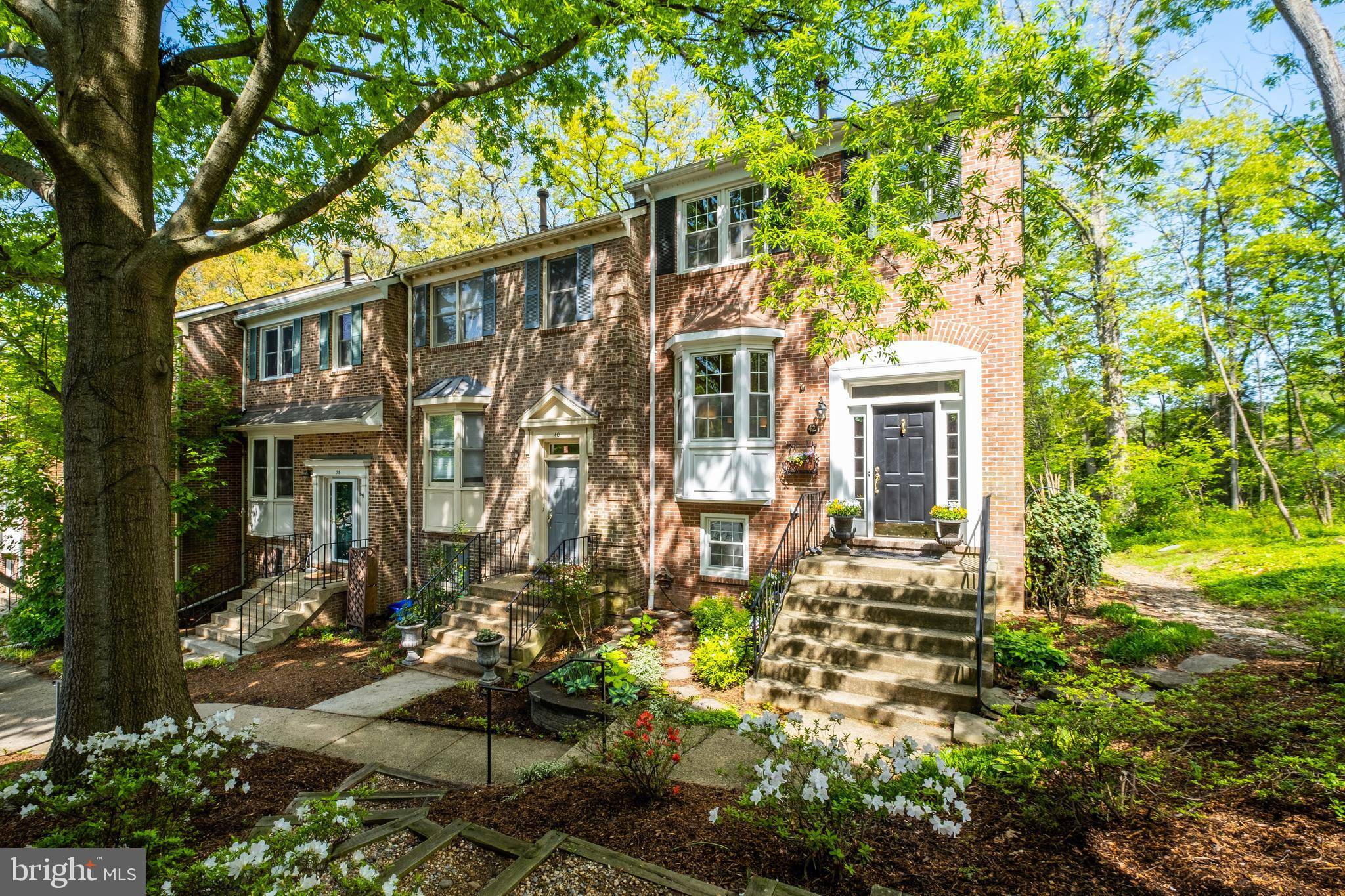 Alexandria, VA 22304,42 CARRIAGE HOUSE CIR