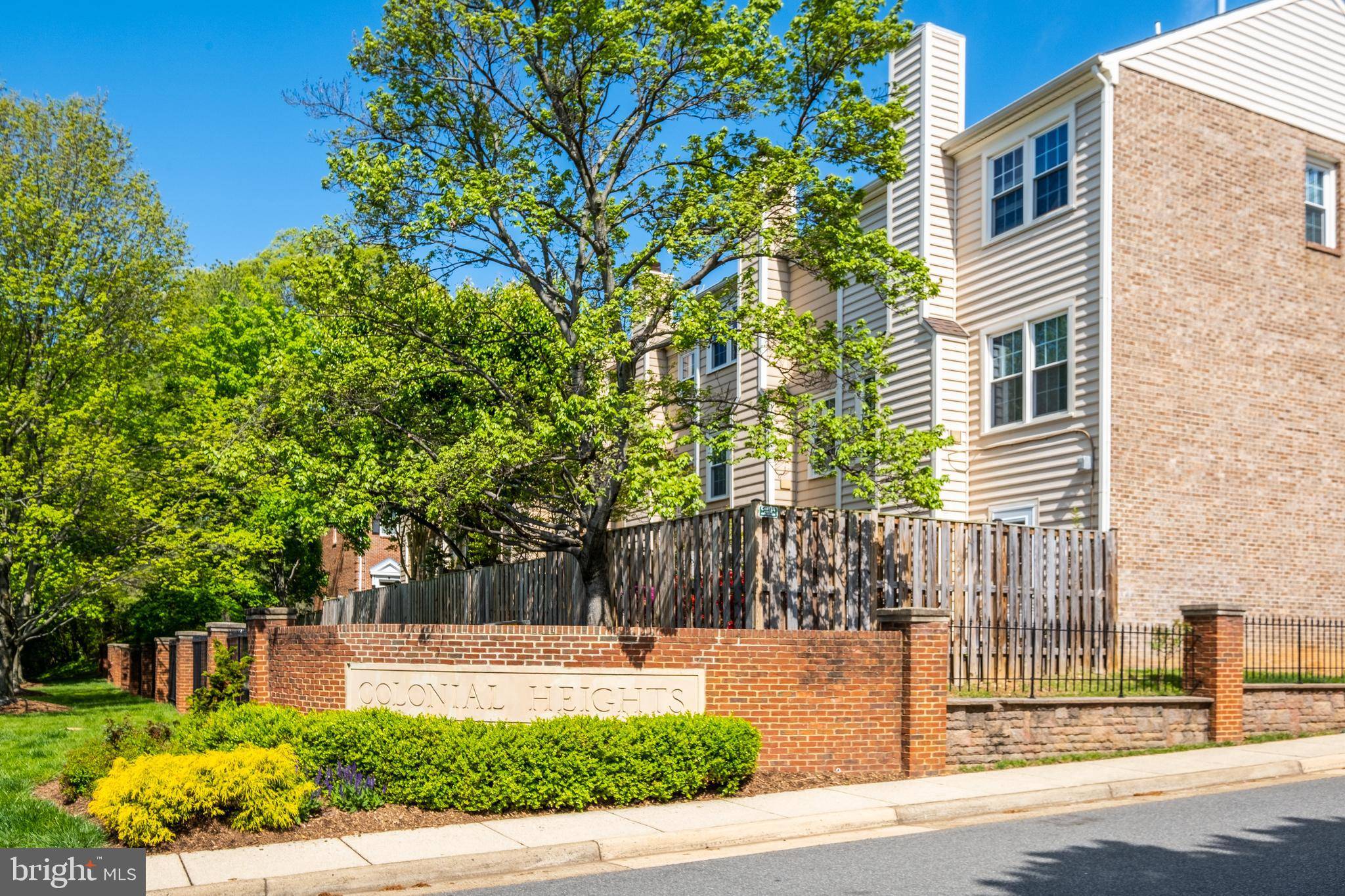 Alexandria, VA 22304,42 CARRIAGE HOUSE CIR