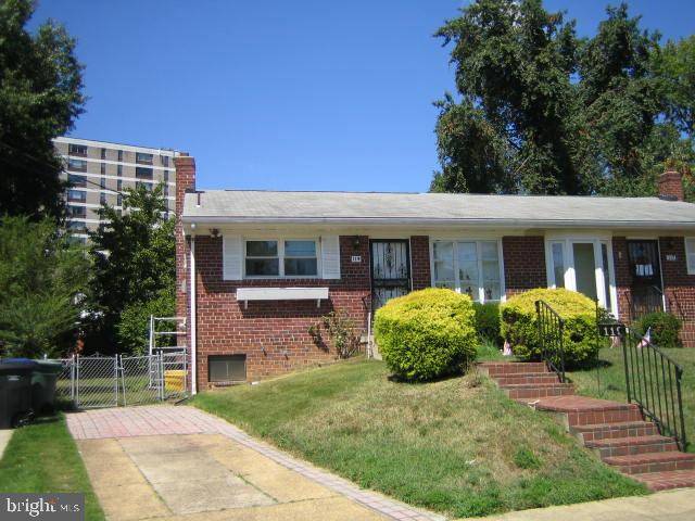 Alexandria, VA 22304,119 JASPER PL