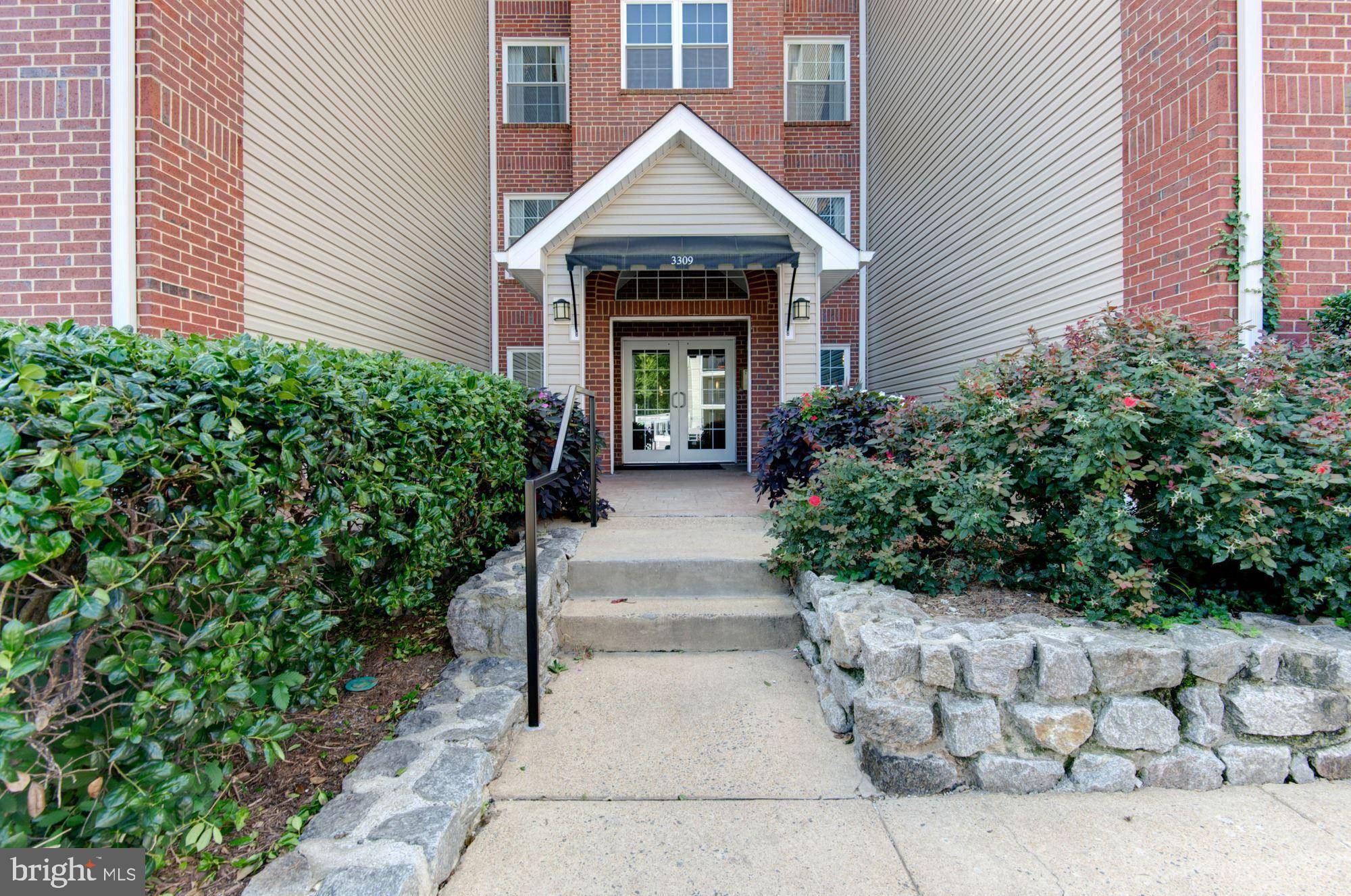 Alexandria, VA 22302,3309 WYNDHAM CIR #1179