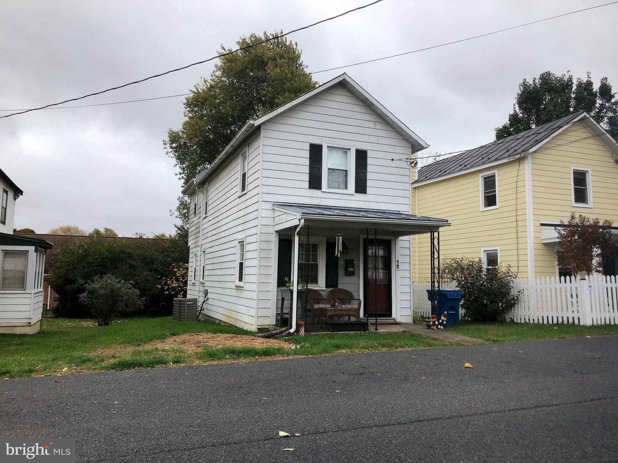 Berryville, VA 22611,12 PAGE ST