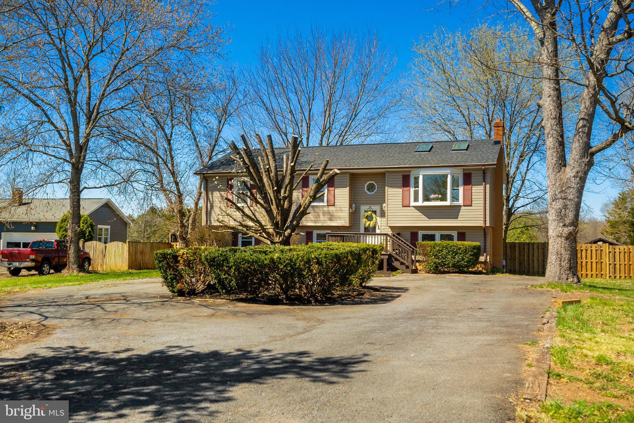 Bealeton, VA 22712,11126 CEDAR LN