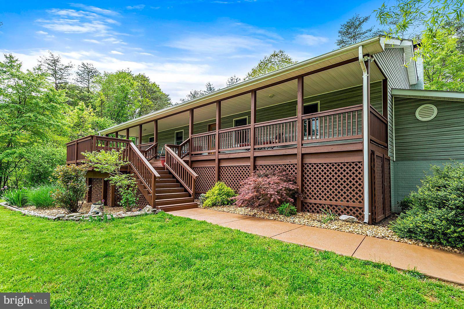 Bealeton, VA 22712,7631 BOTHA ROAD