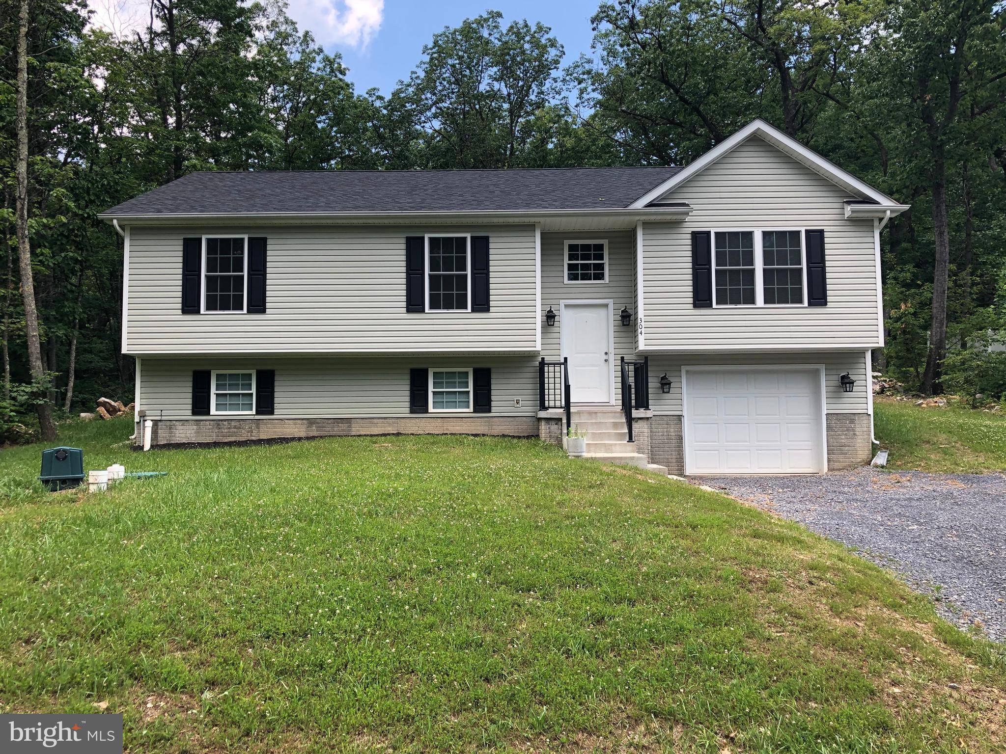 Winchester, VA 22602,304 GRAYWOLF TRL