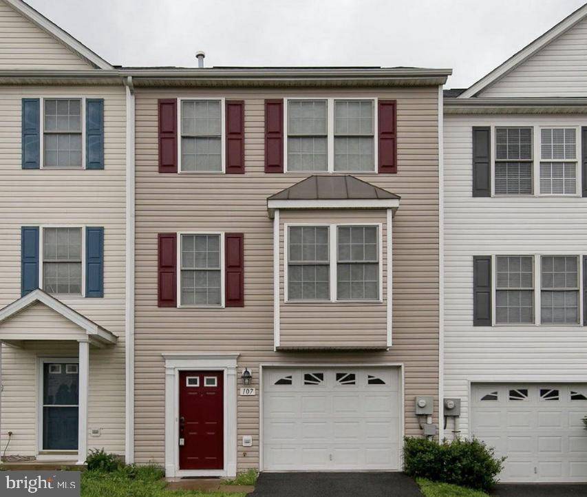 Winchester, VA 22602,107 SEABREEZE LN