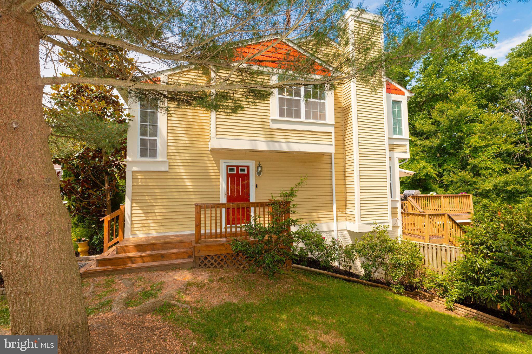 Alexandria, VA 22303,5700 EVERGREEN KNOLL CT