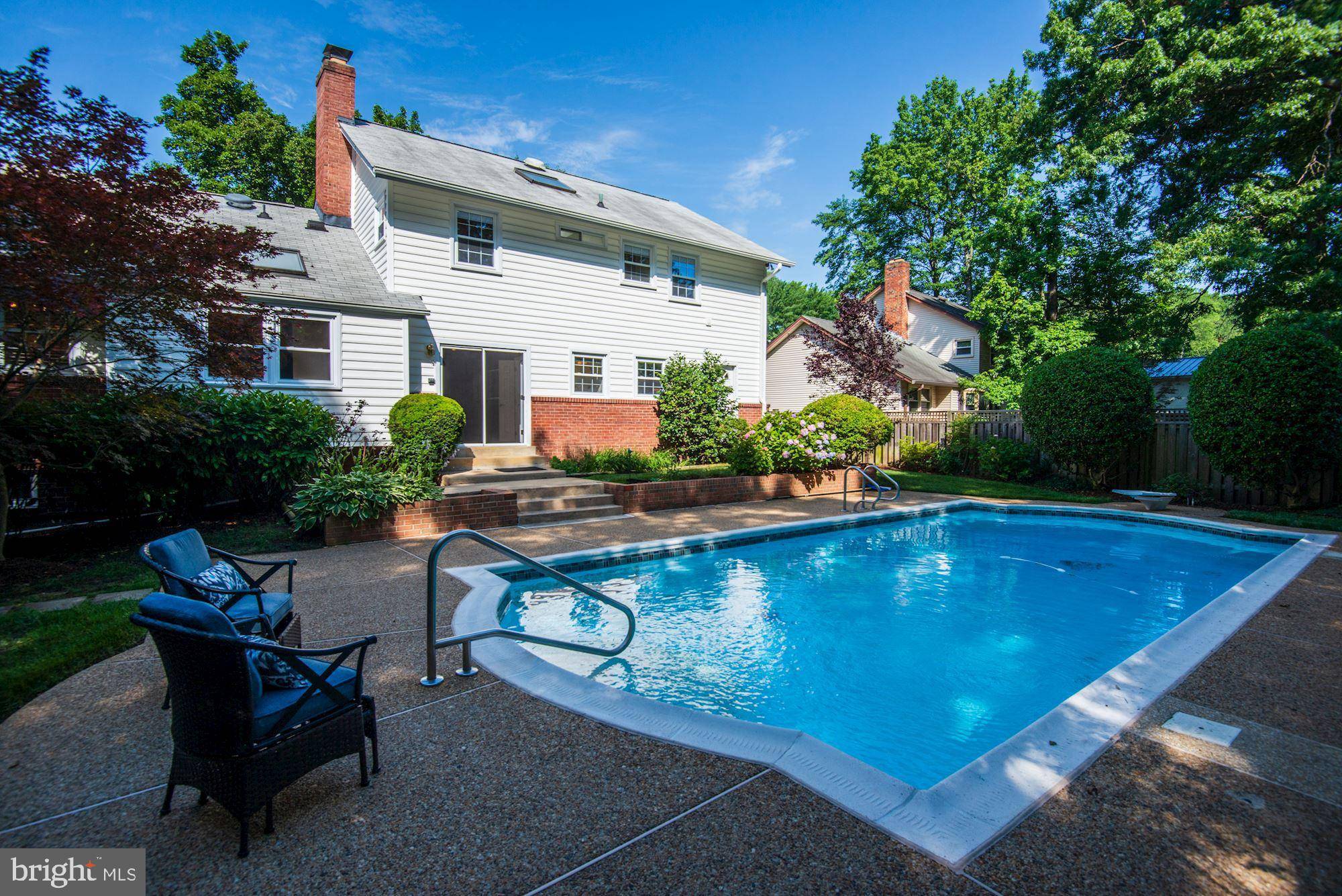 Alexandria, VA 22309,8431 CHERRY VALLEY LN