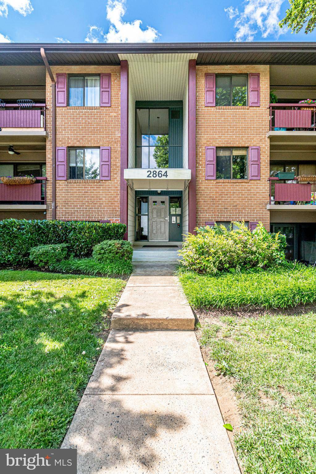 Falls Church, VA 22042,2864 DOVER LN #203