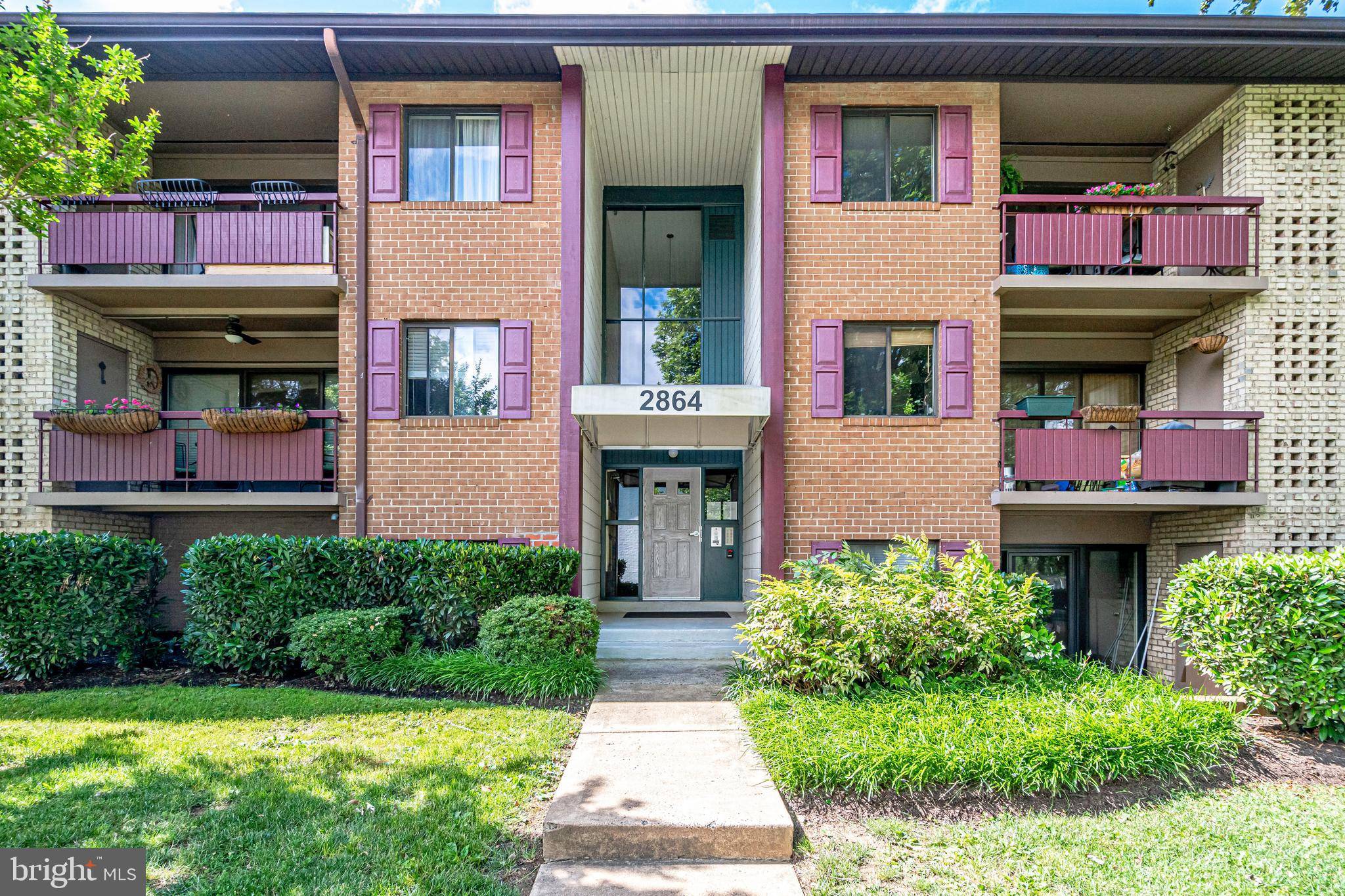 Falls Church, VA 22042,2864 DOVER LN #203