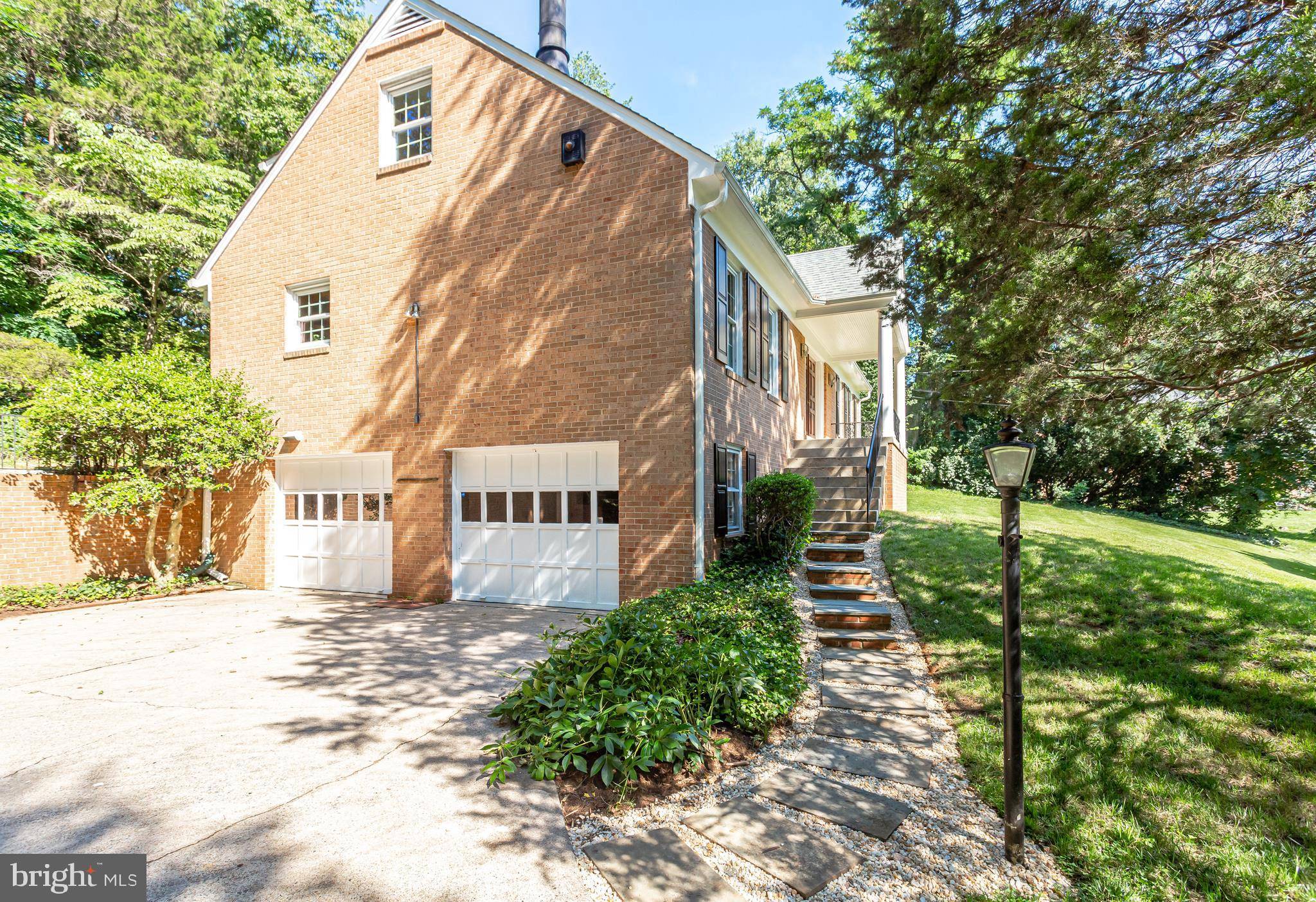 Alexandria, VA 22306,7706 MAID MARIAN CT