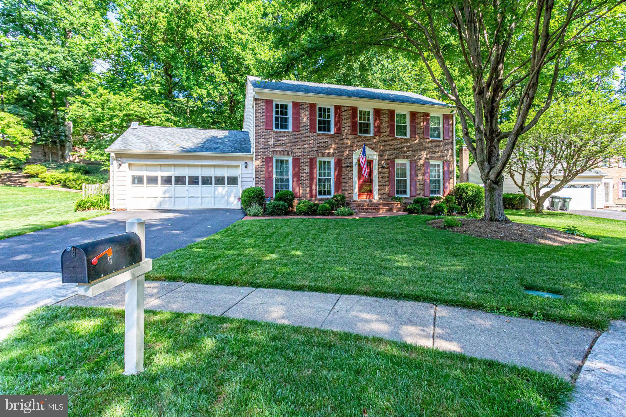 Fairfax, VA 22032,5404 LANDMARK PL