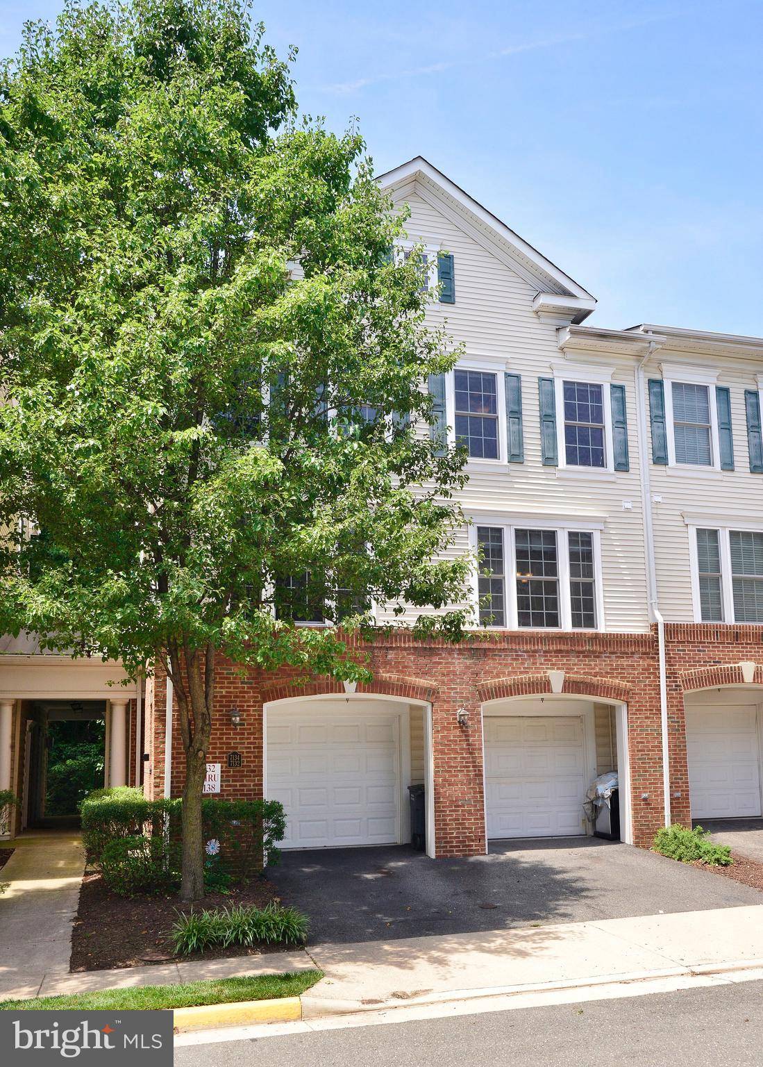 Alexandria, VA 22306,7134 HUNTLEY CREEK PL #71B