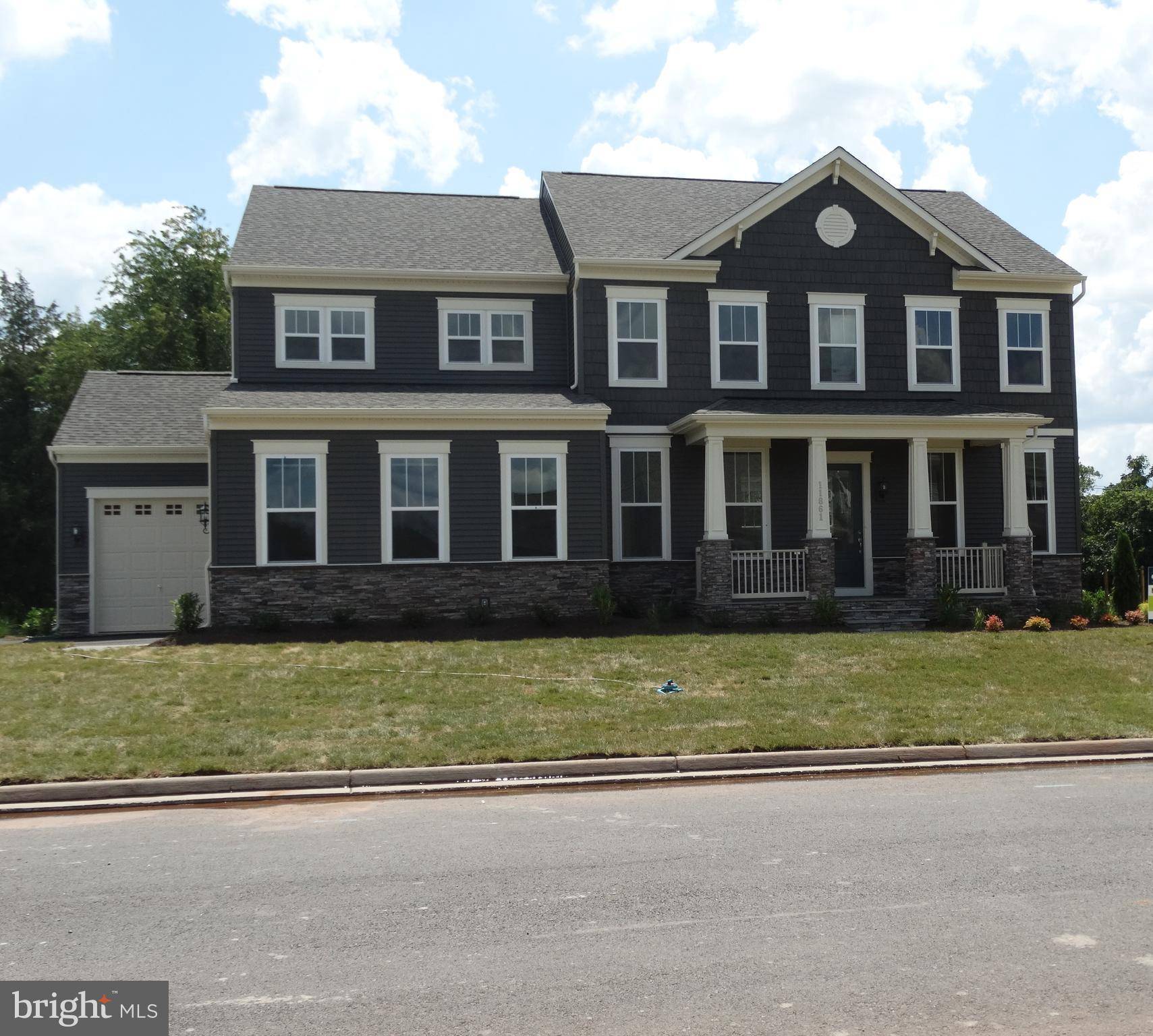 Herndon, VA 20170,11861 BOSCOBEL CT