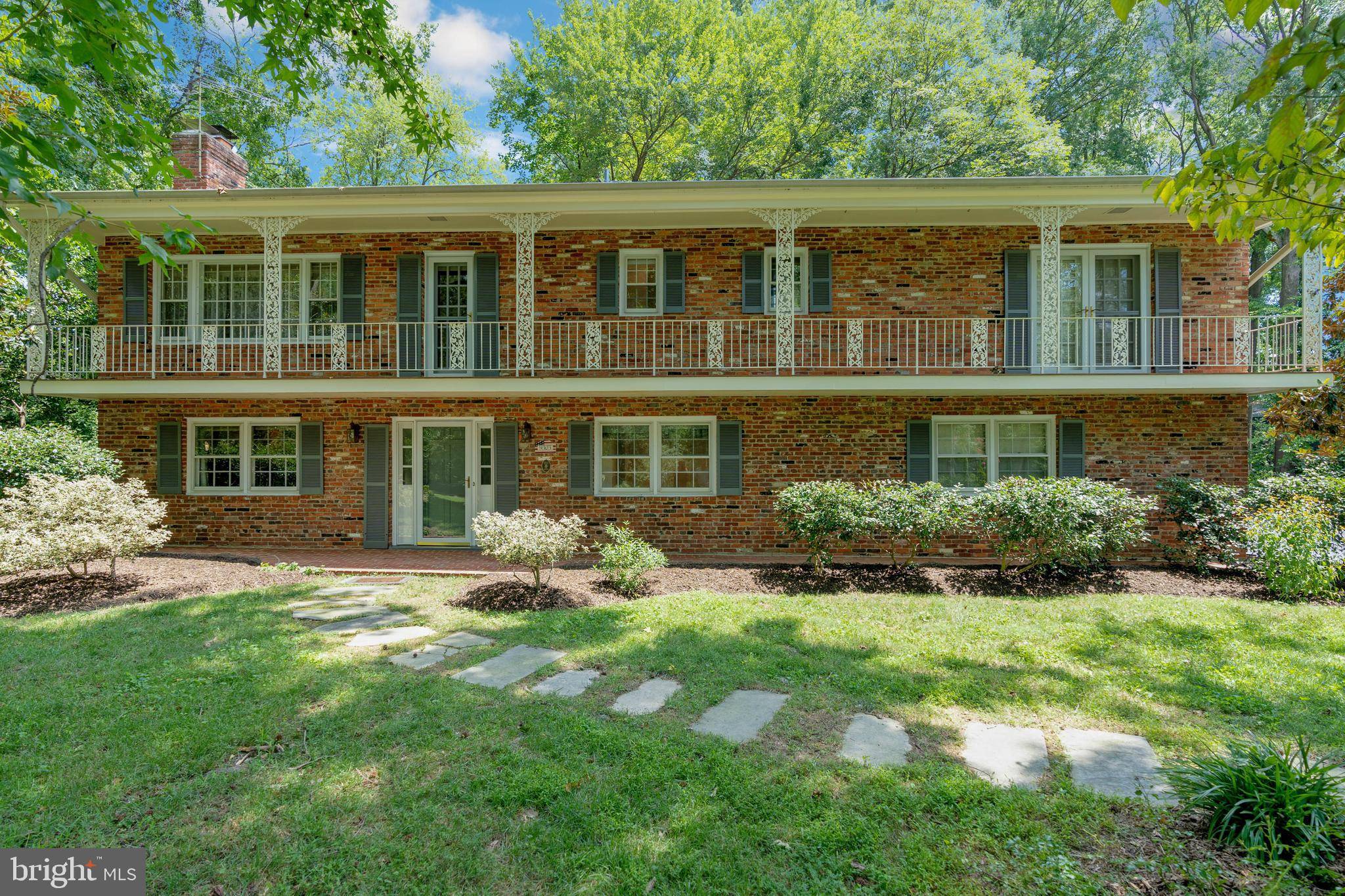 Alexandria, VA 22309,9303 REEF CT