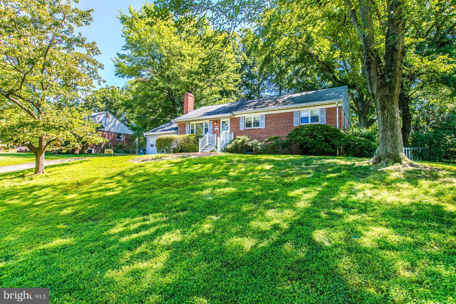 Annandale, VA 22003,3817 STUART CT