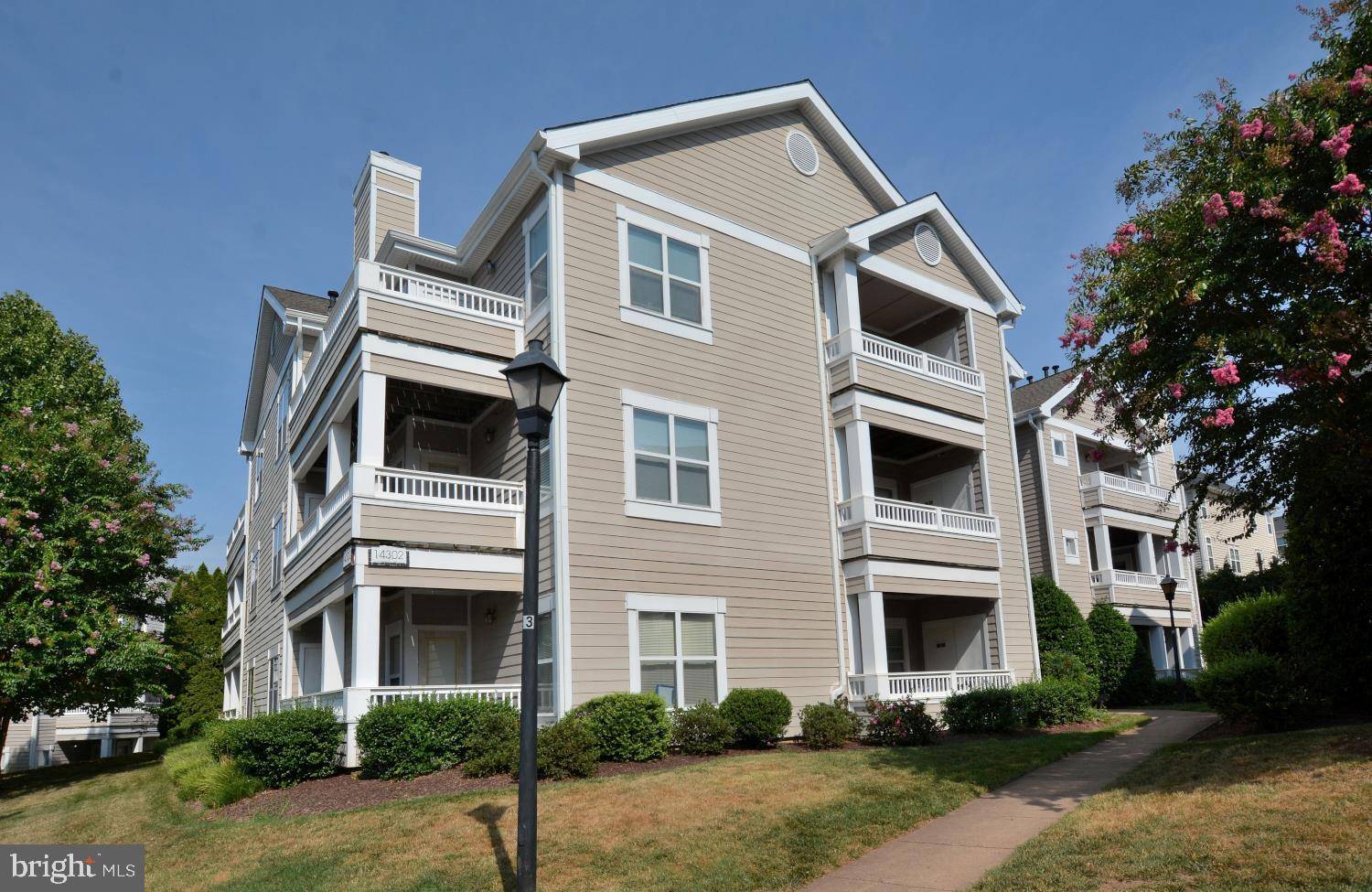 Centreville, VA 20121,14302 ROSY LN #24