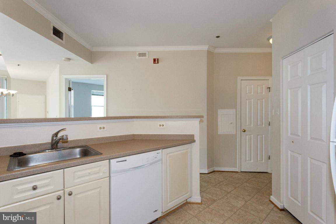 Mclean, VA 22102,1645 INTERNATIONAL DR #120