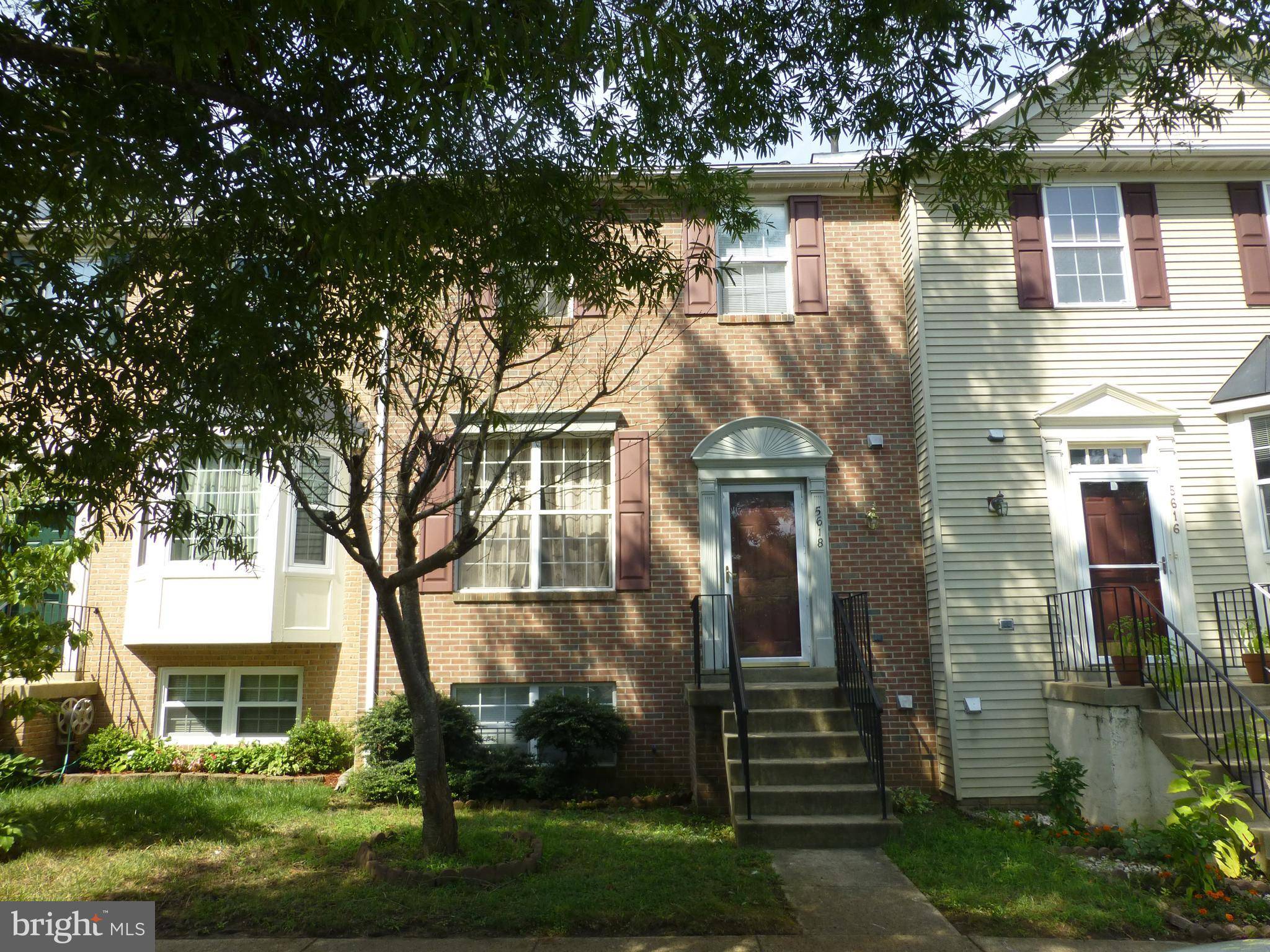 Centreville, VA 20120,5618 OAKHAM PL