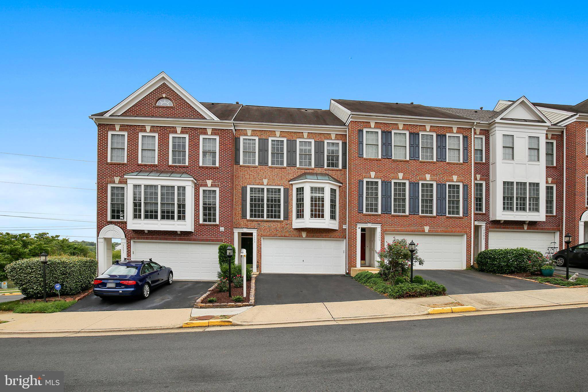 Alexandria, VA 22310,3393 GOVERNORS CREST CT