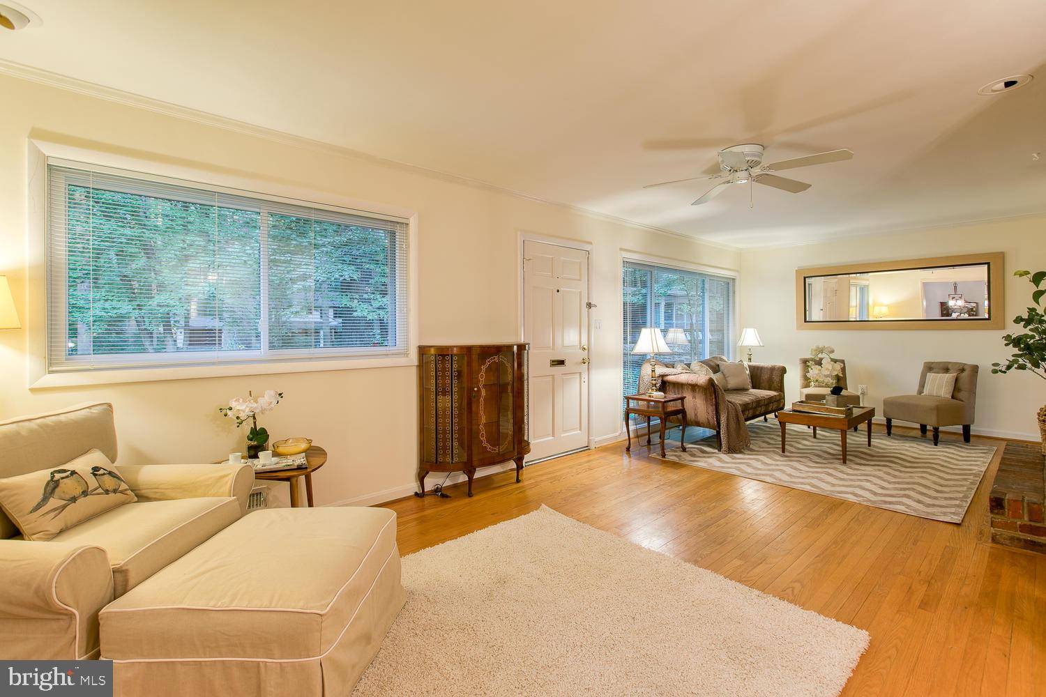 Falls Church, VA 22041,3724 WOODLAND CIR