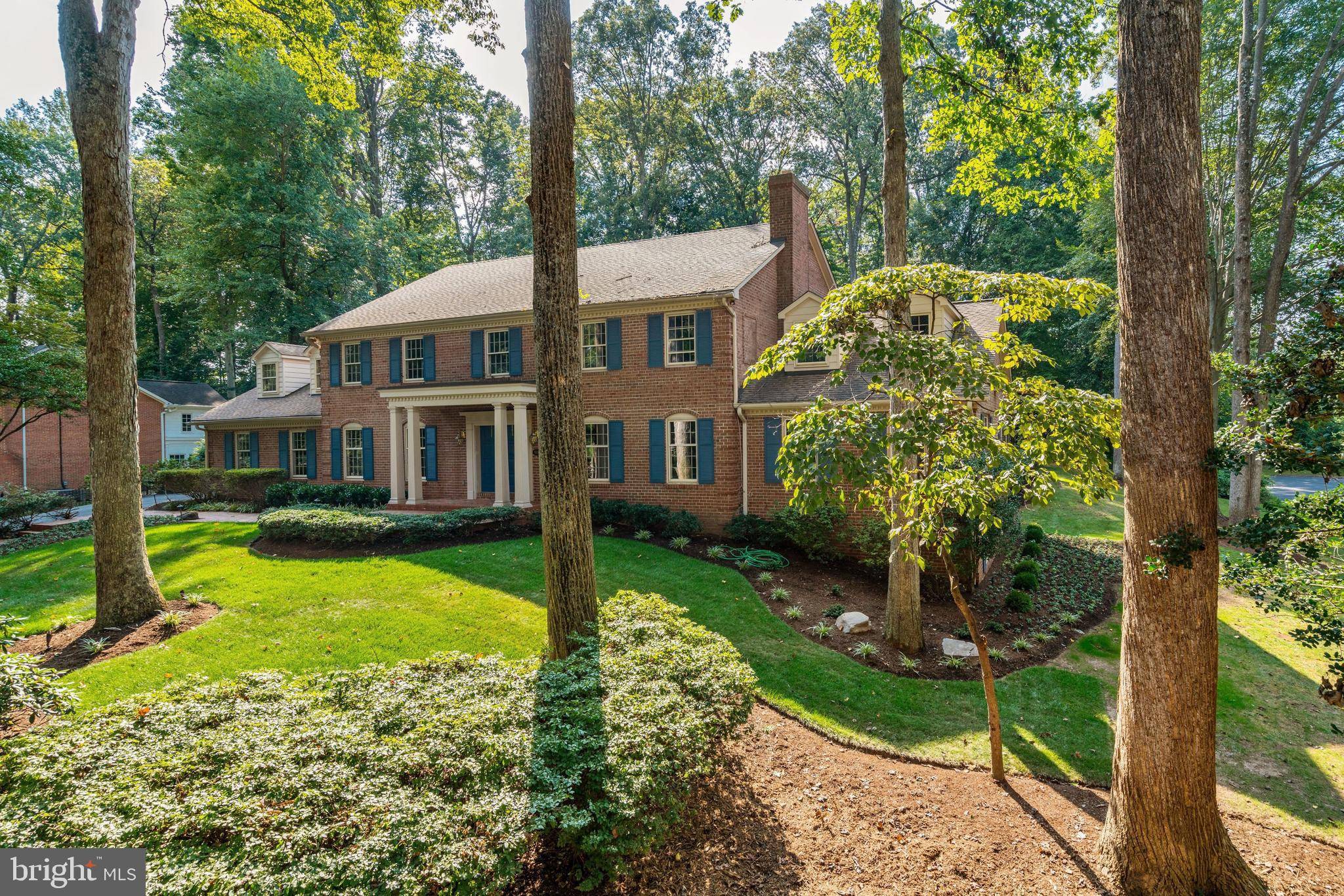 Mclean, VA 22102,900 LYNTON PL