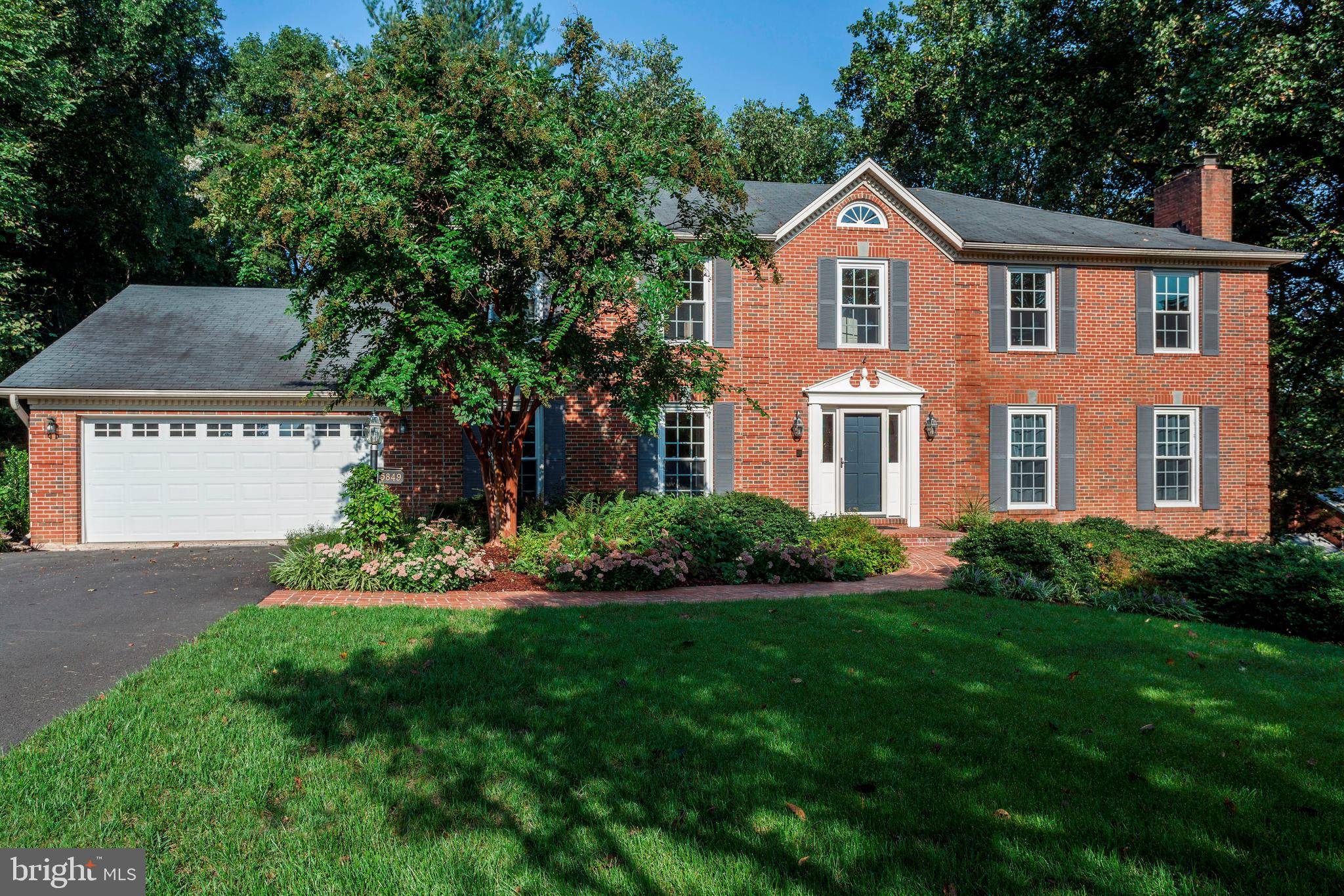 Mclean, VA 22101,5849 ASPEN WOOD CT