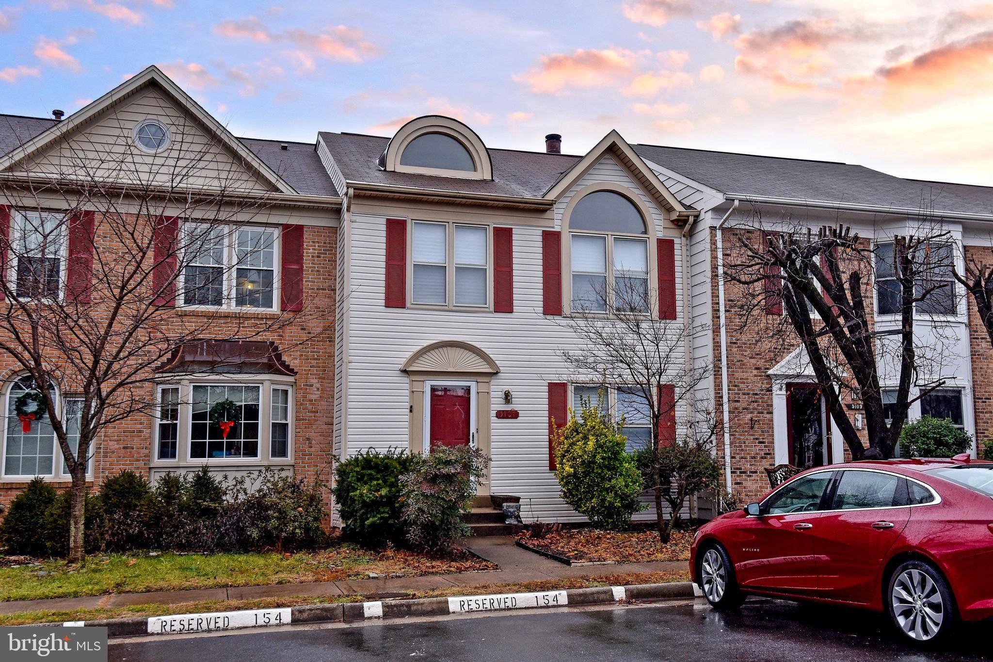 Centreville, VA 20120,5107 GLEN MEADOW CT