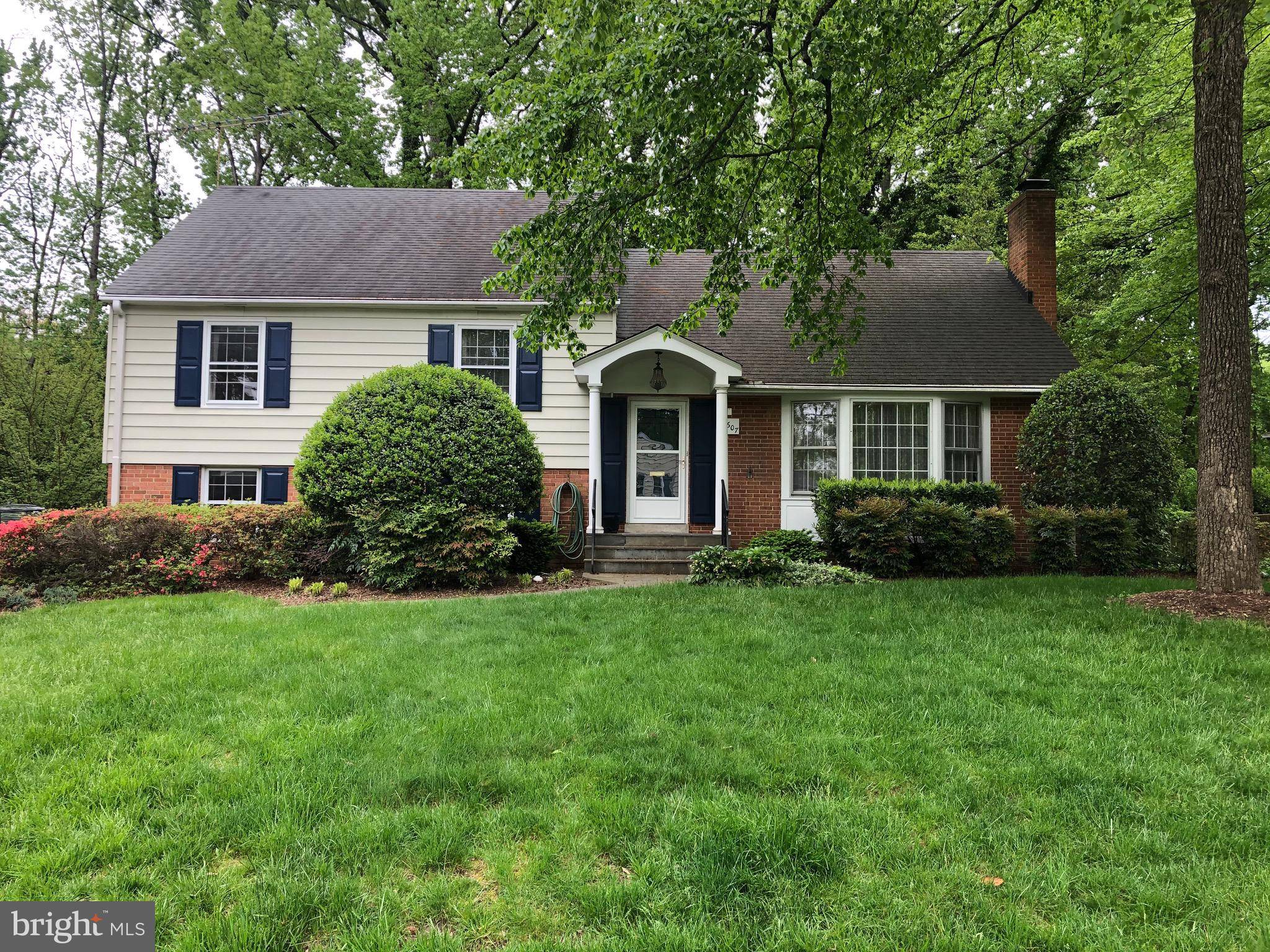 Alexandria, VA 22308,8607 CYRUS PL