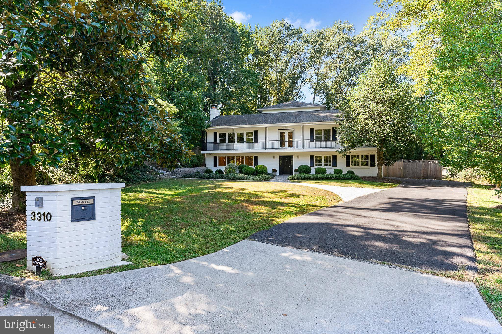 Falls Church, VA 22042,3310 GOLDSBORO PL