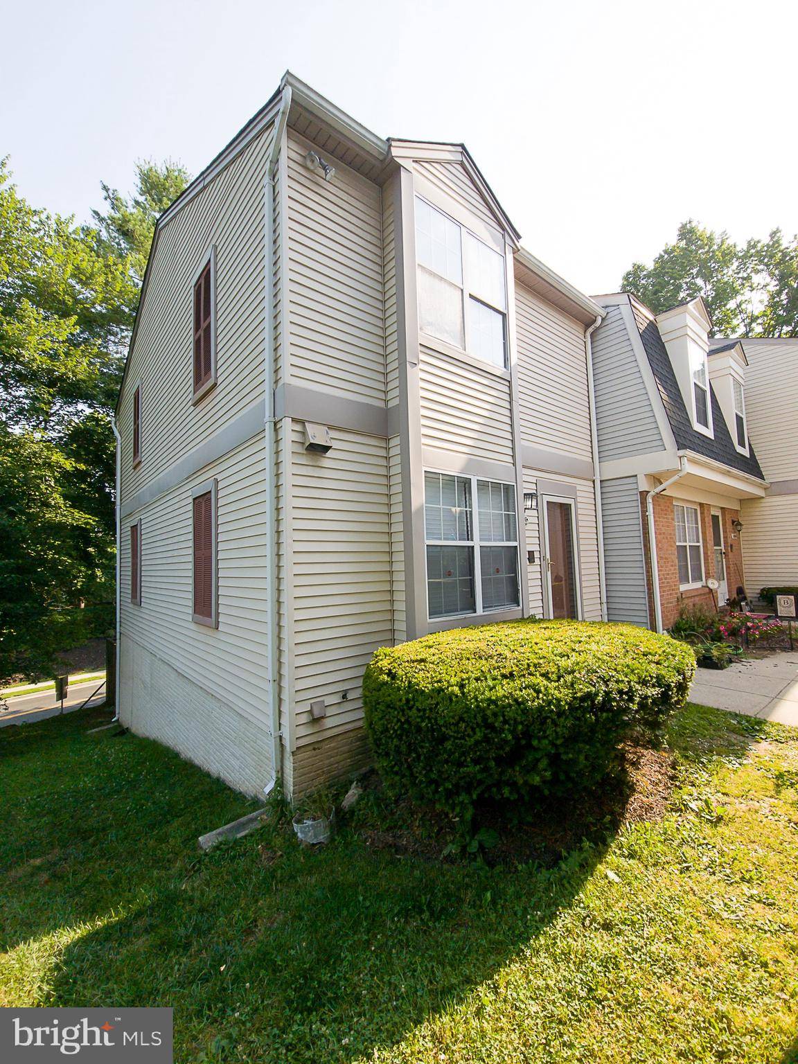 Burke, VA 22015,5806 BRIDGETOWN CT #11