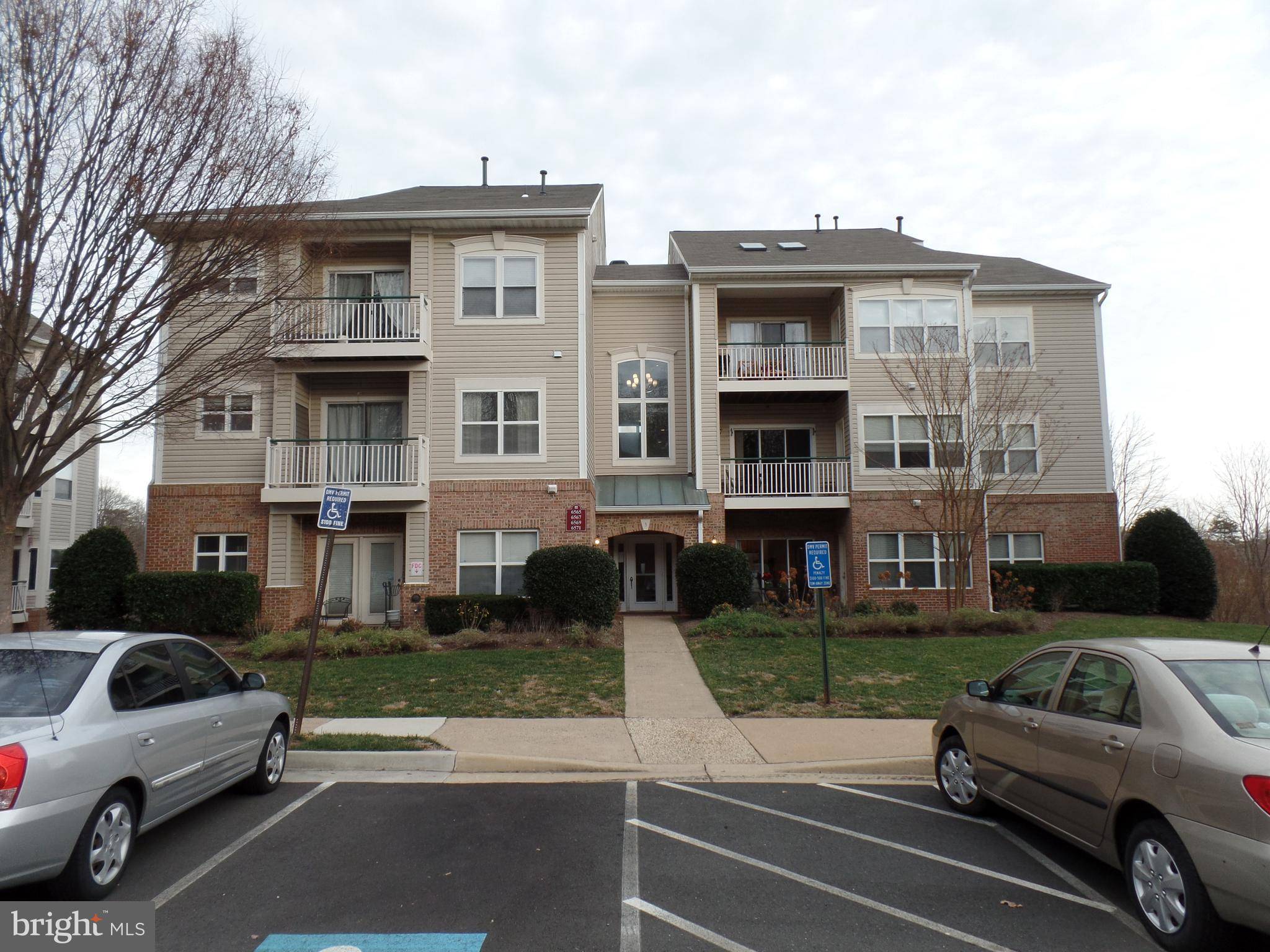 Alexandria, VA 22315,6569 GRANGE LN #103