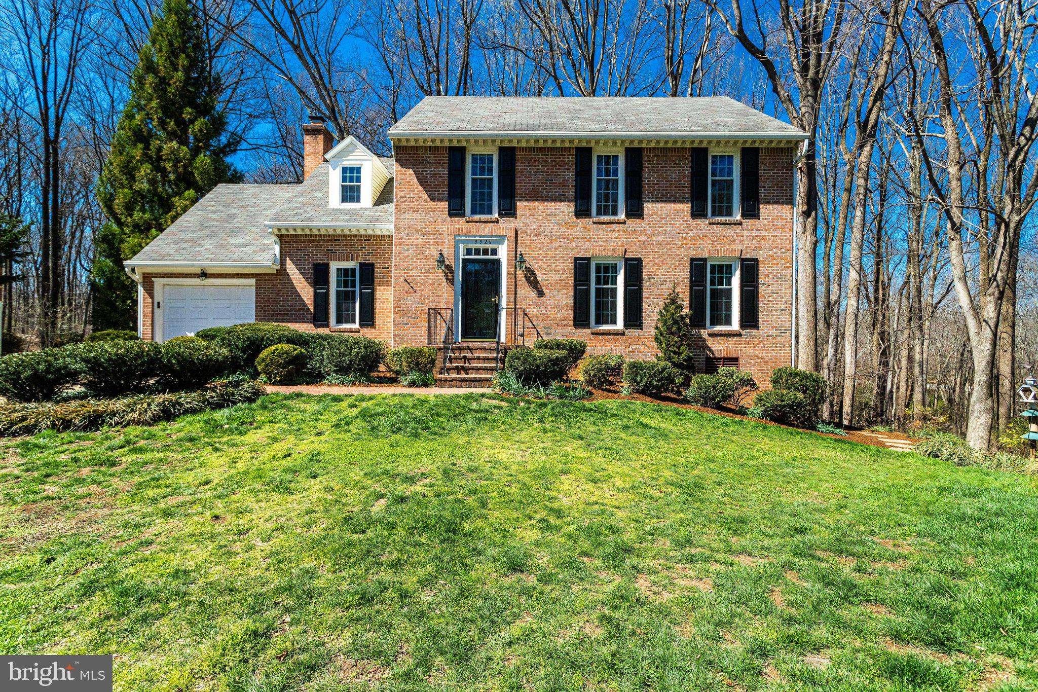 Burke, VA 22015,9926 WOODEN HAWK CT