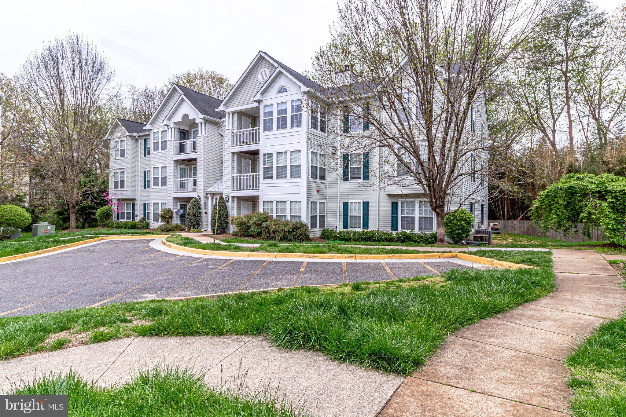 Alexandria, VA 22306,7500-B CALDERON CT #254