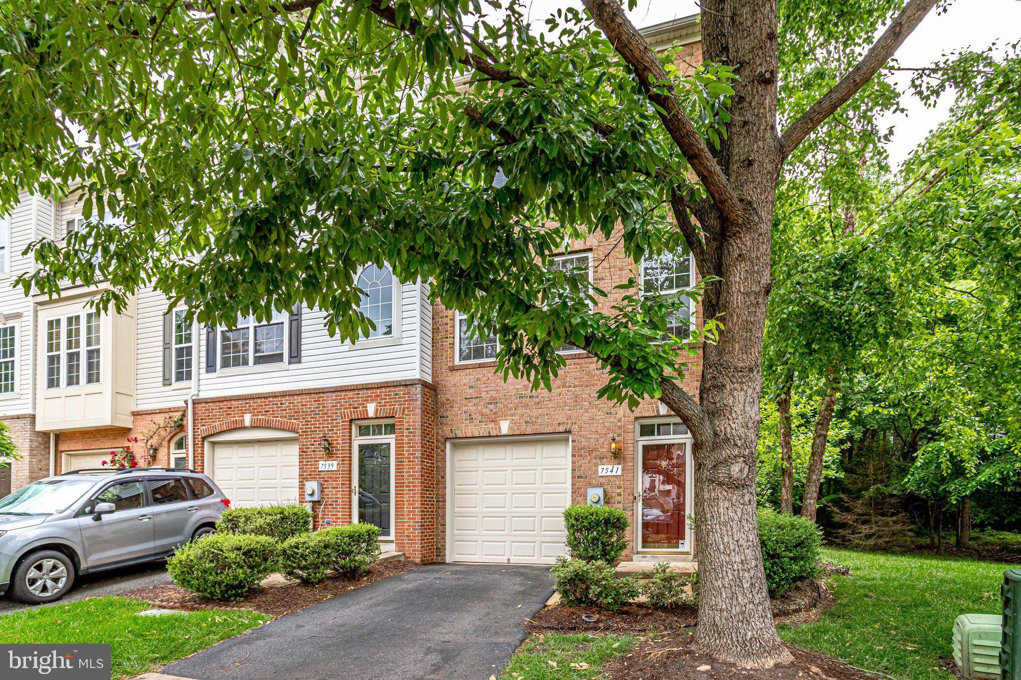 Alexandria, VA 22306,7541 GREAT SWAN CT