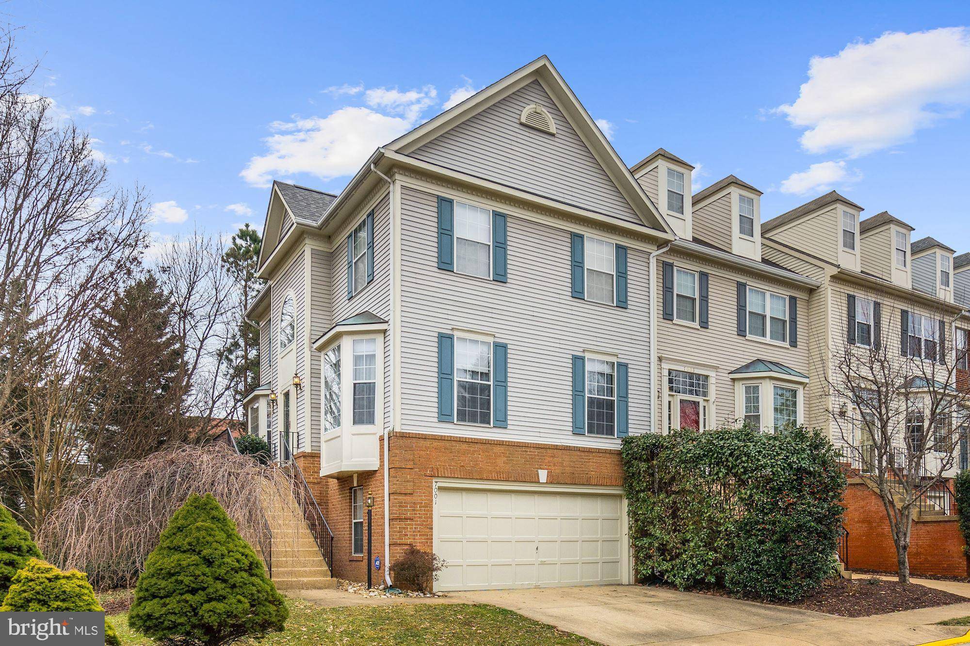 Alexandria, VA 22315,7001 KINGS MANOR DR