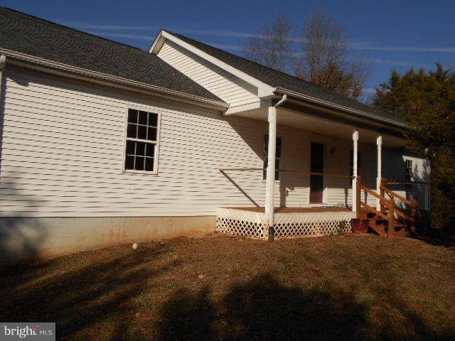 Louisa, VA 23093,90 PIMLICO LN