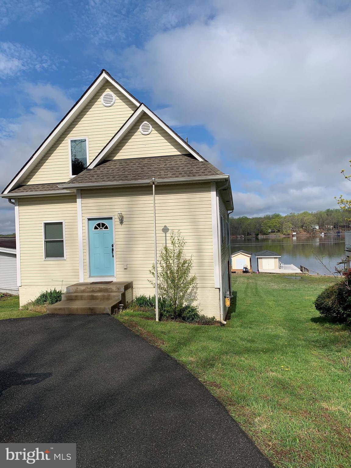 Louisa, VA 23093,161 LAKEVIEW CIR