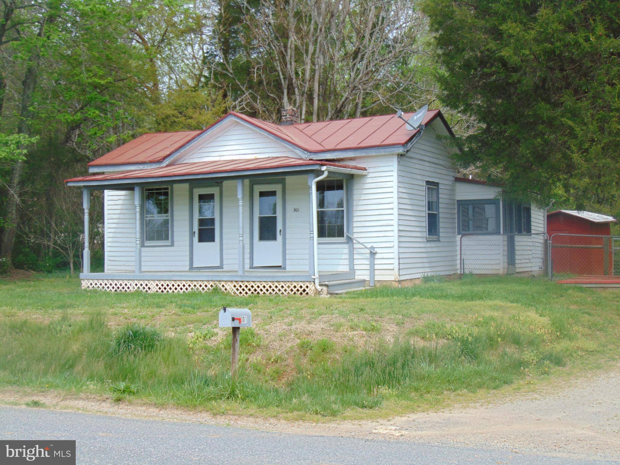 Louisa, VA 23093,301 BANNISTER TOWN RD