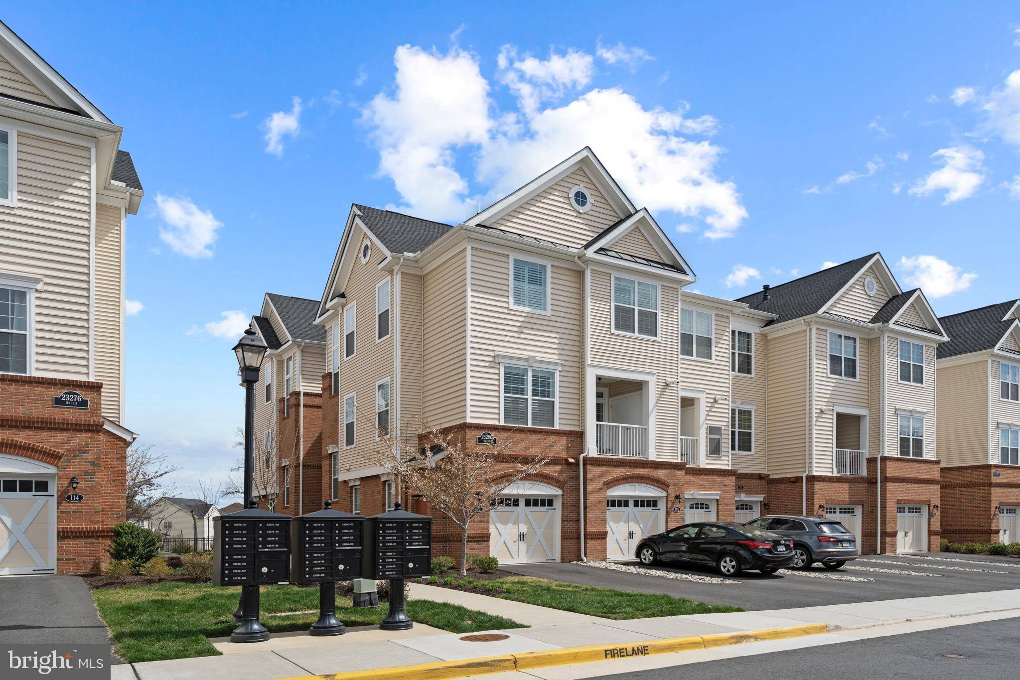 Ashburn, VA 20148,23286 SOUTHDOWN MANOR TER #105