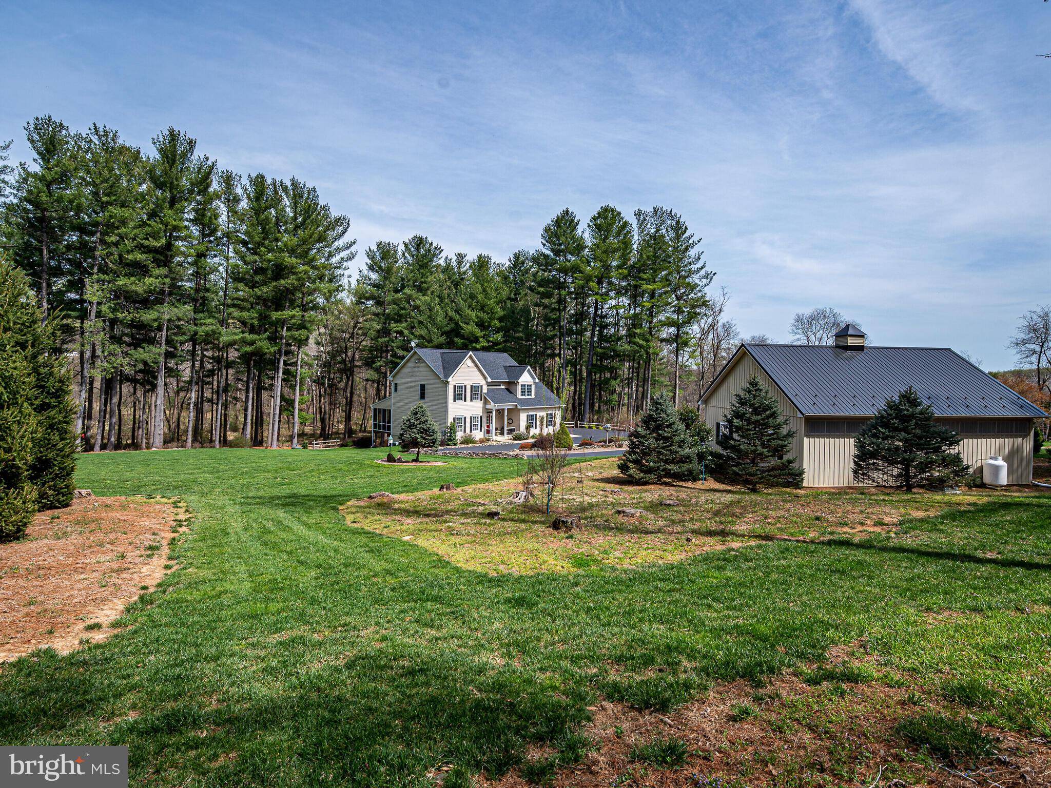 Round Hill, VA 20141,17590 SWEETWOOD CT