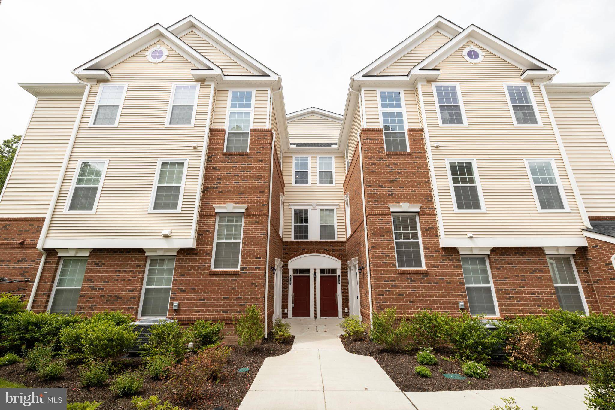 Ashburn, VA 20148,23265 MILLTOWN KNOLL SQ #103