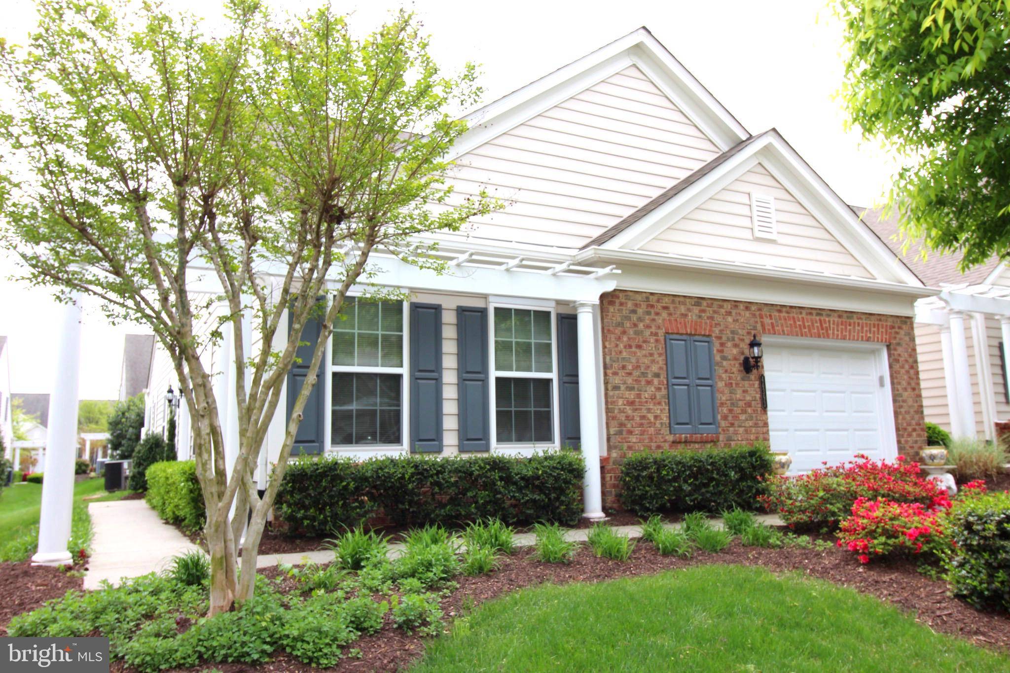 Ashburn, VA 20147,44393 OAKMONT MANOR SQ