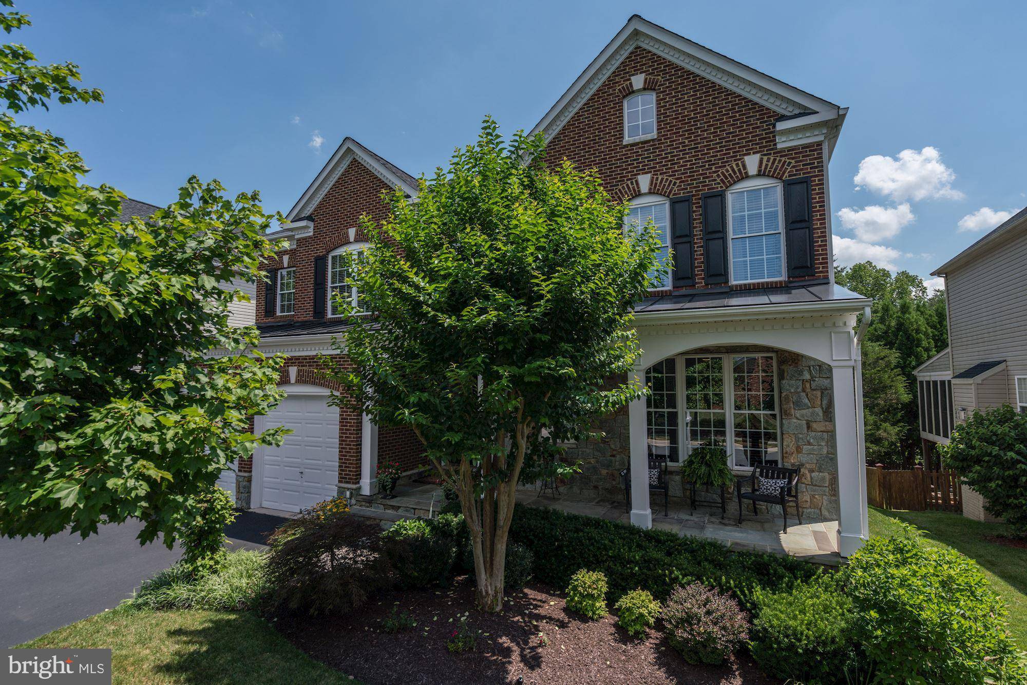 Chantilly, VA 20152,25726 S VILLAGE DR