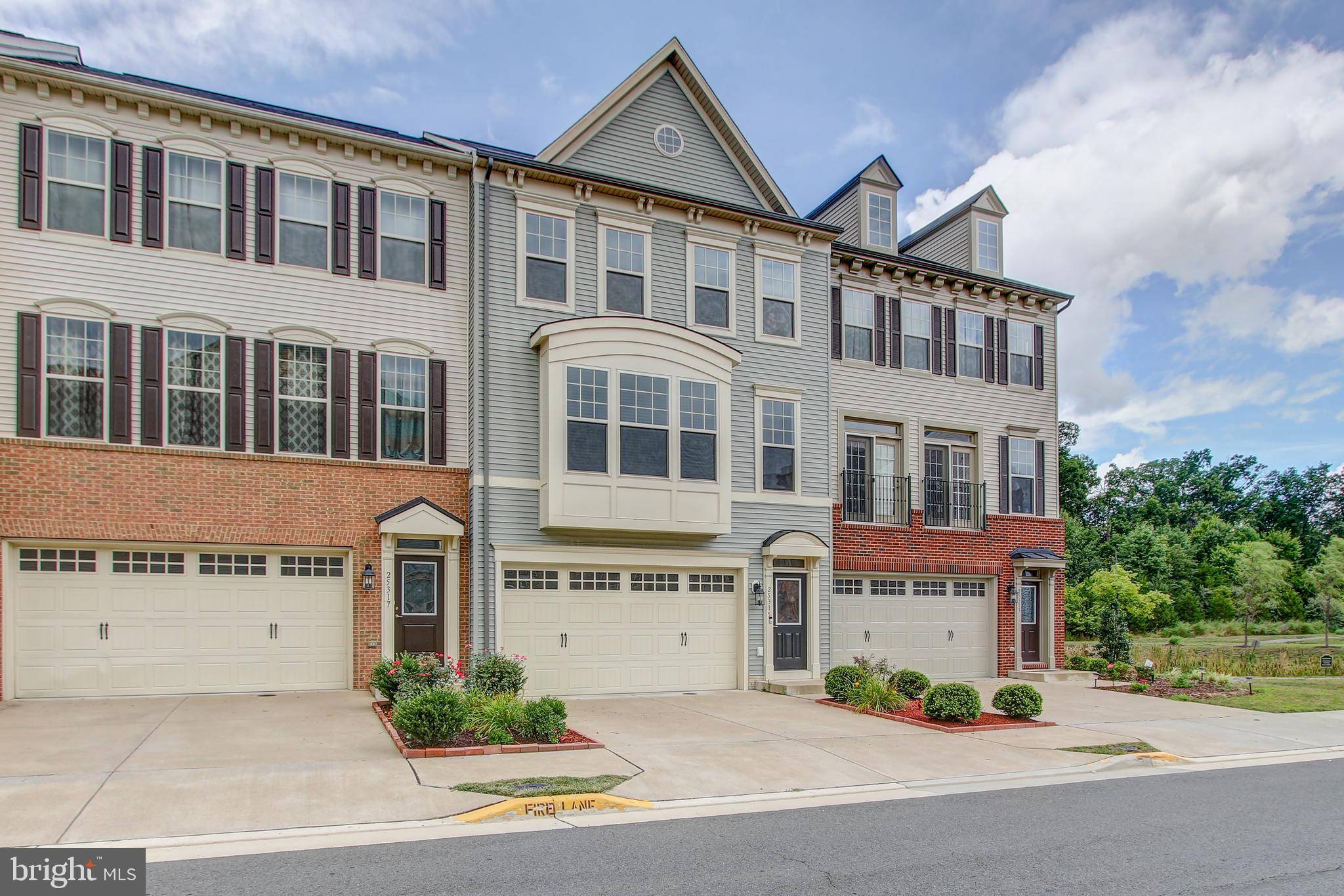 Chantilly, VA 20152,25315 WAKESTONE PARK TER